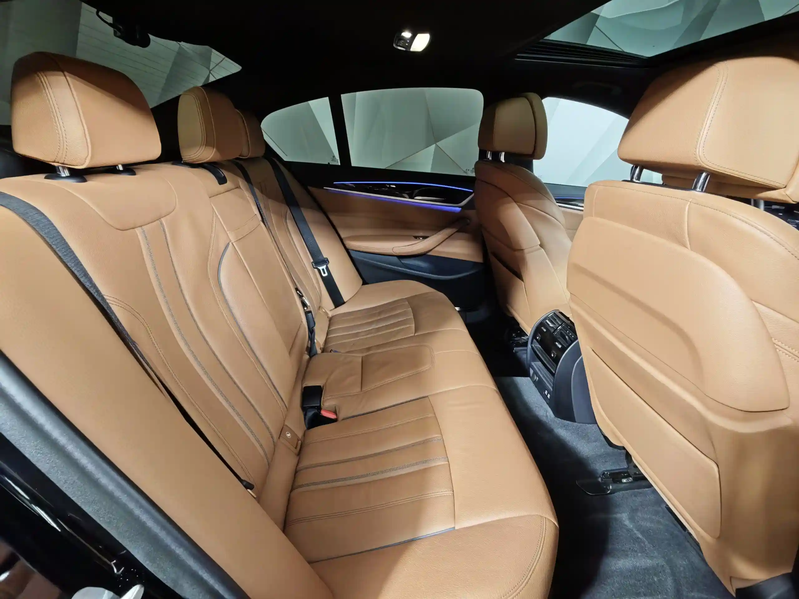BMW 5 серия 2021