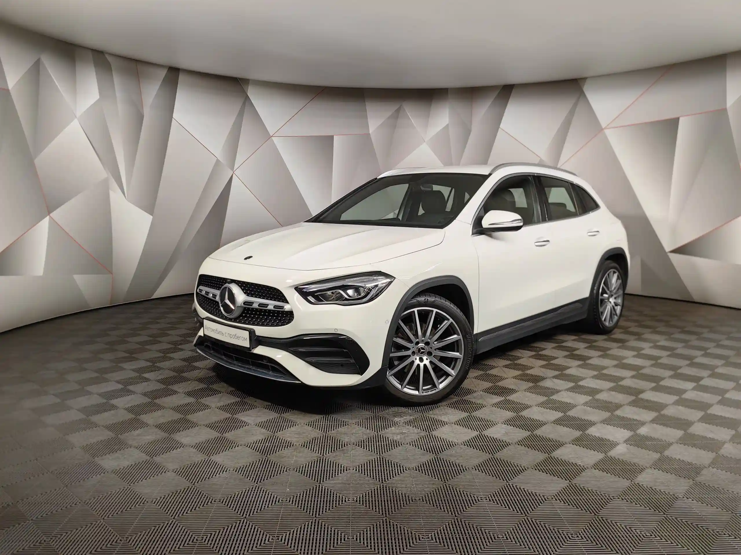 Mercedes-Benz GLA 2021