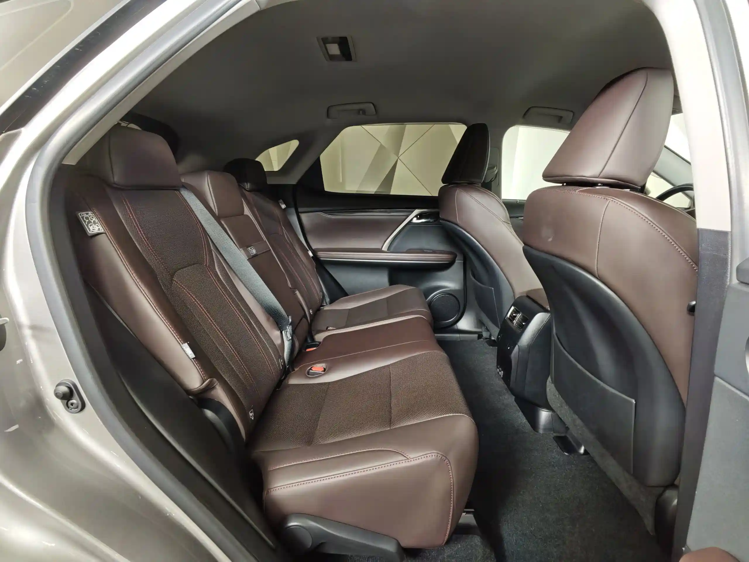 Lexus RX 2022