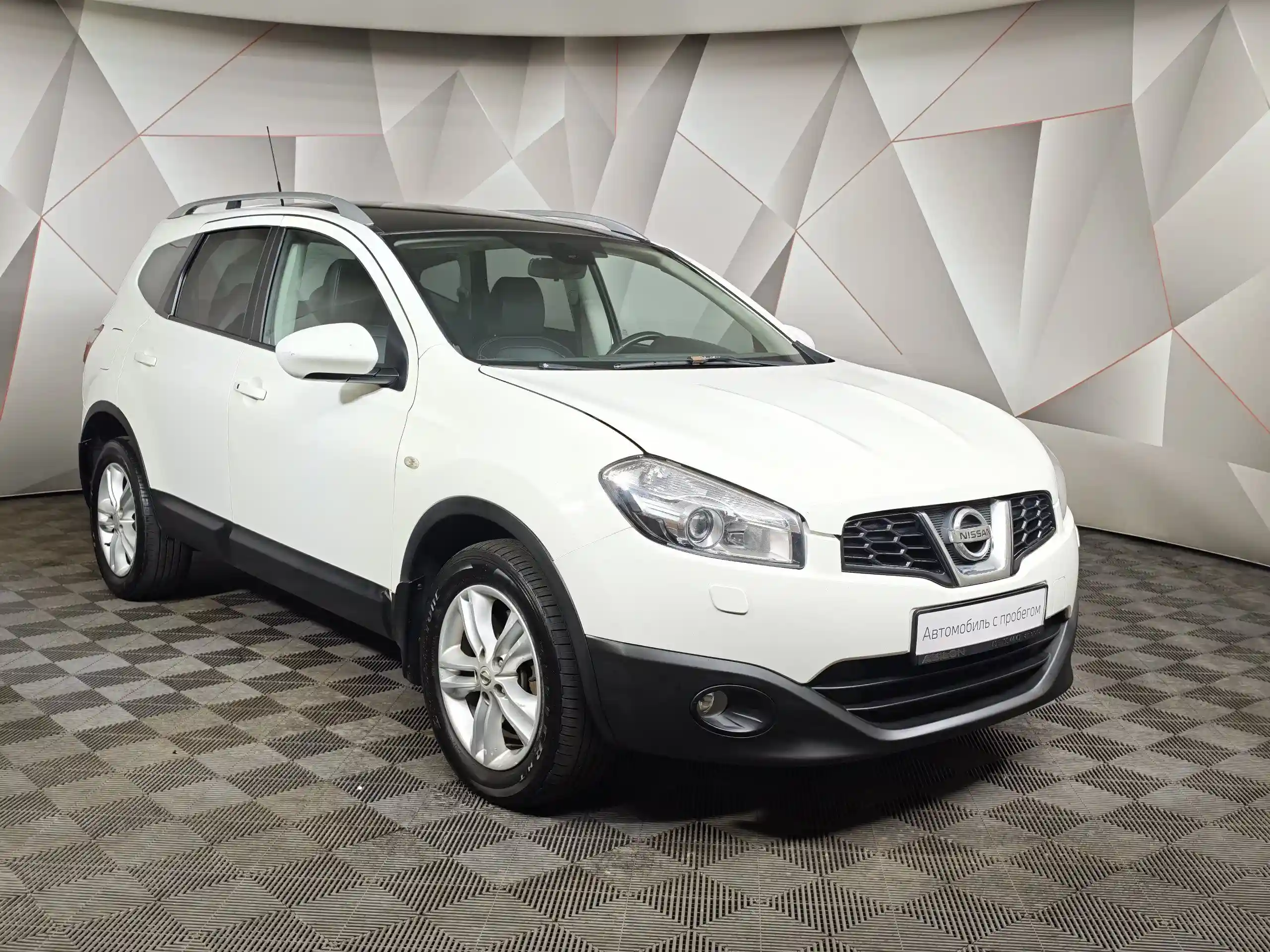 Nissan Qashqai + 2 2010