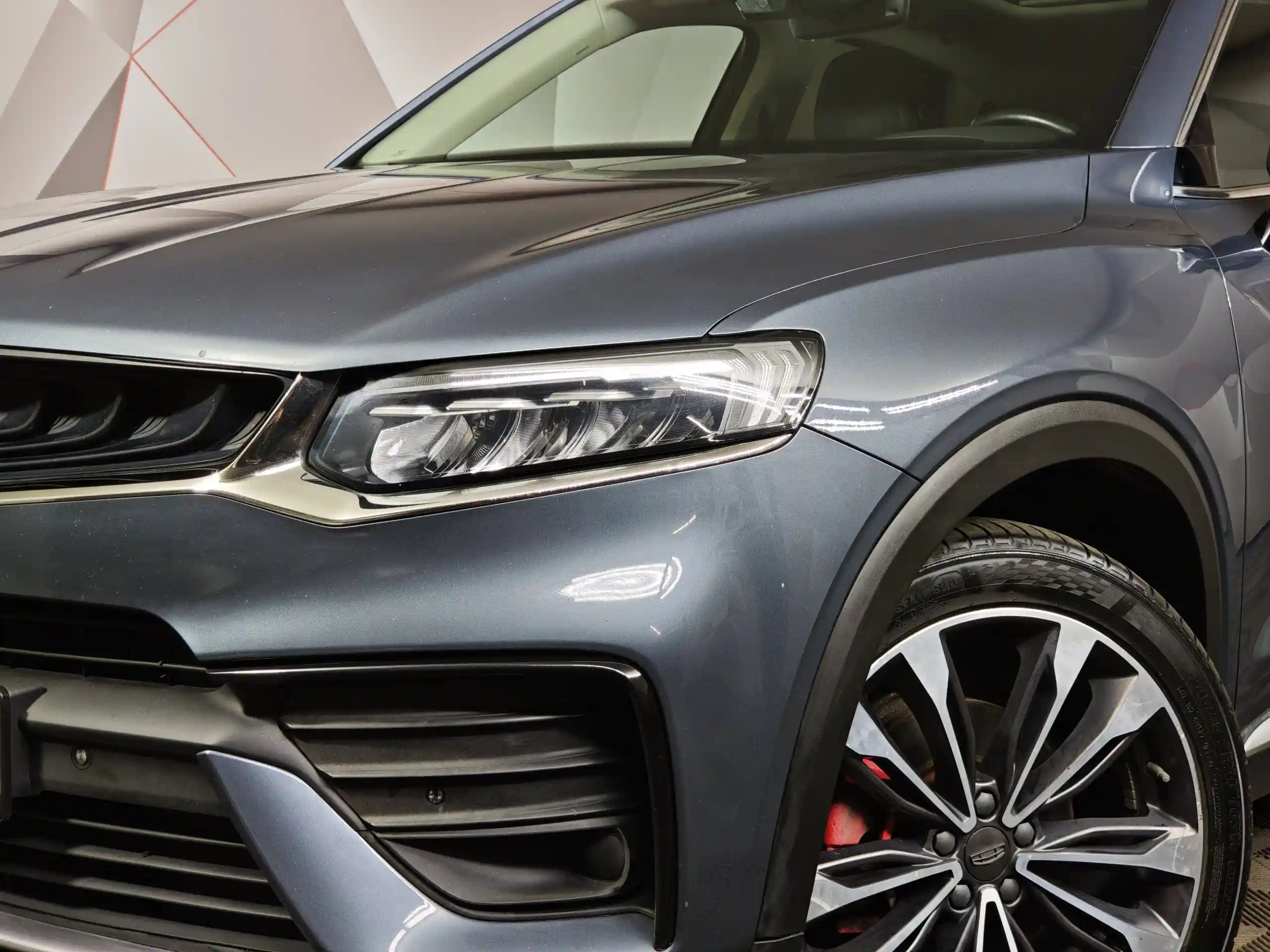 Geely Tugella 2021