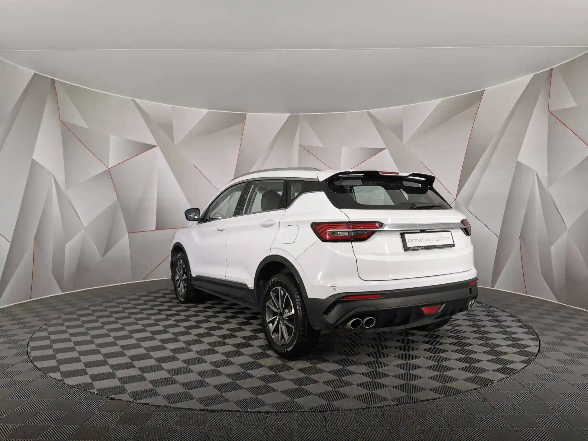 Geely Coolray 2022