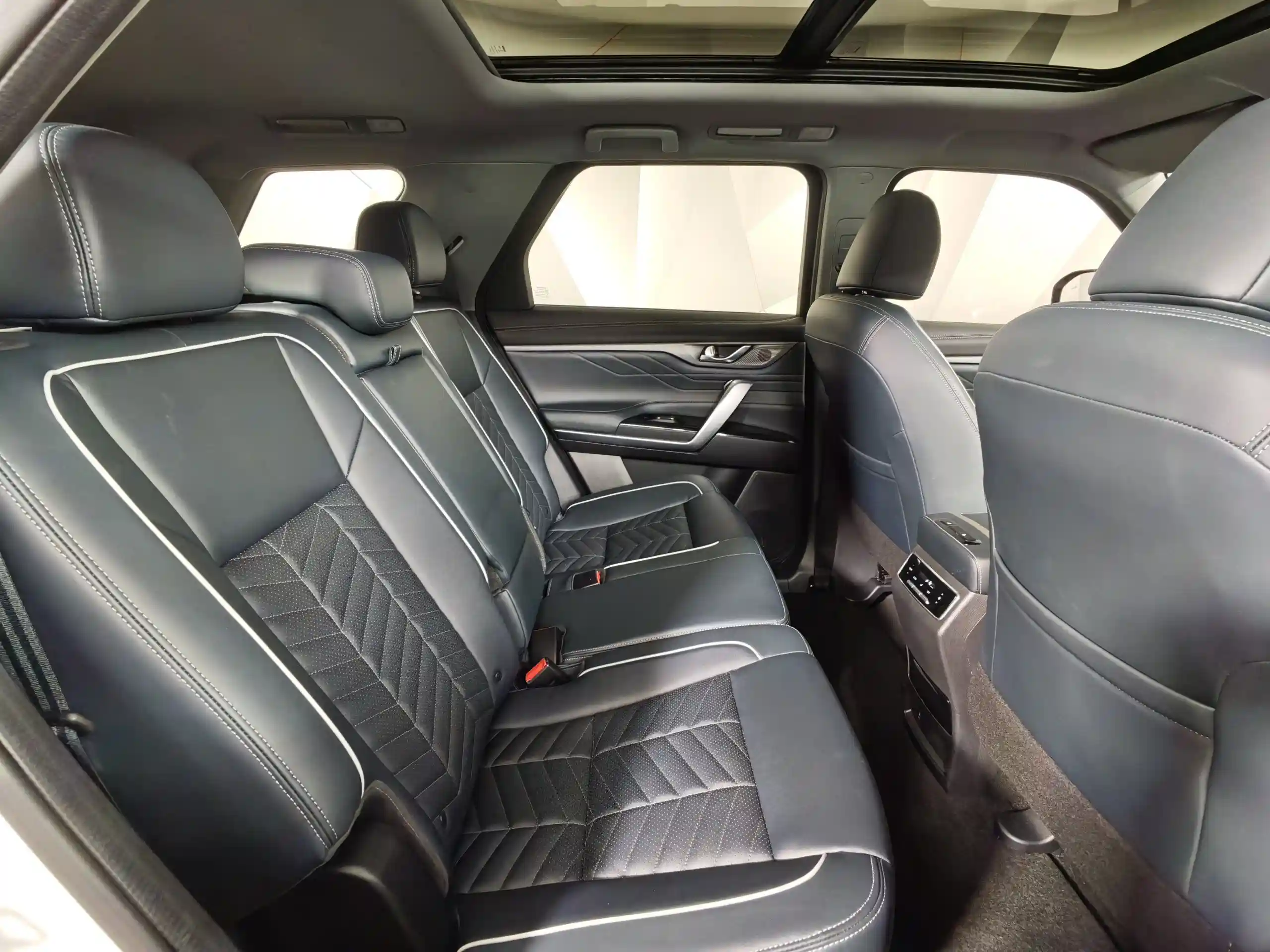 Changan CS95 2024