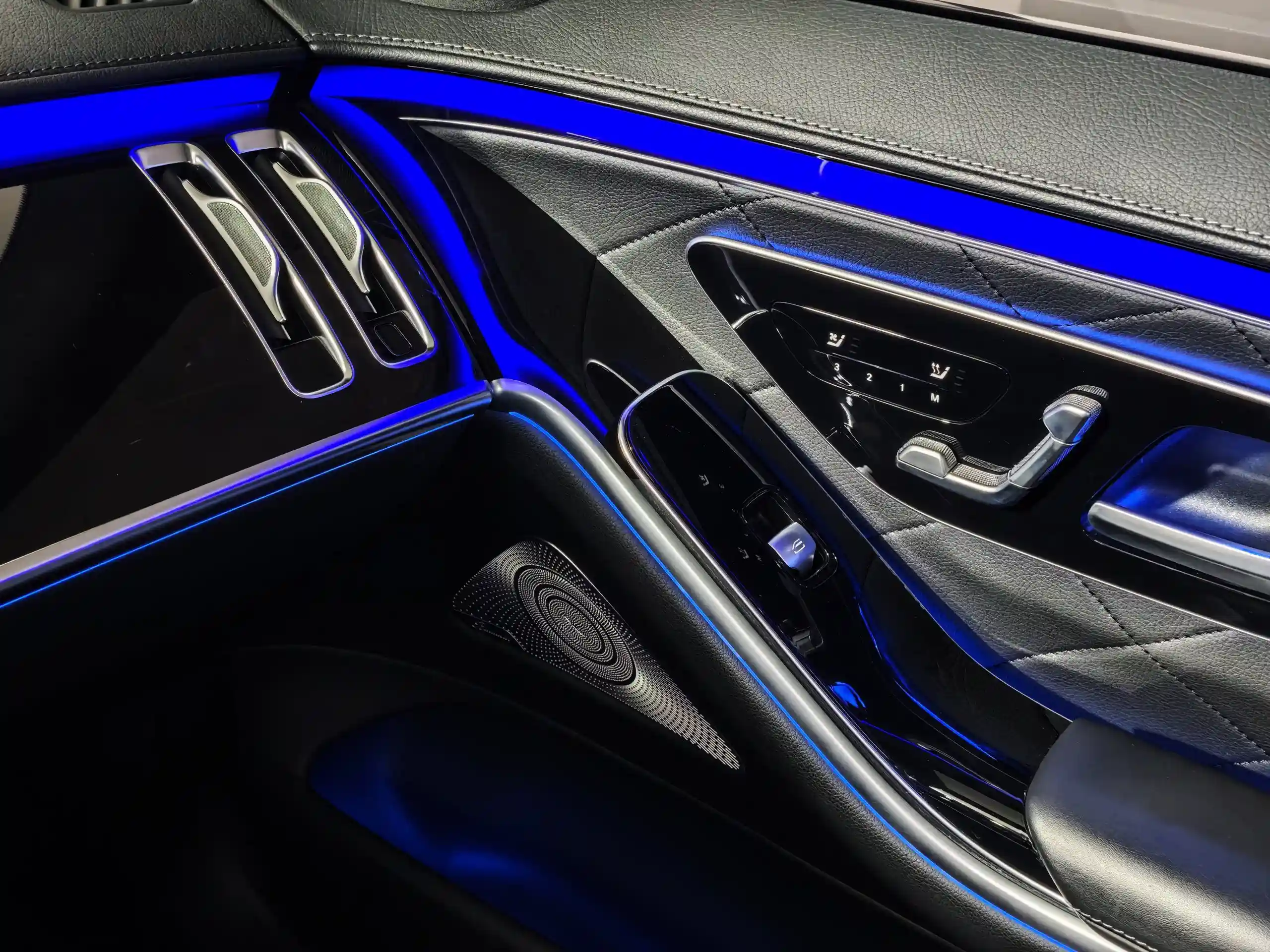 Mercedes-Benz S-Класс 2021