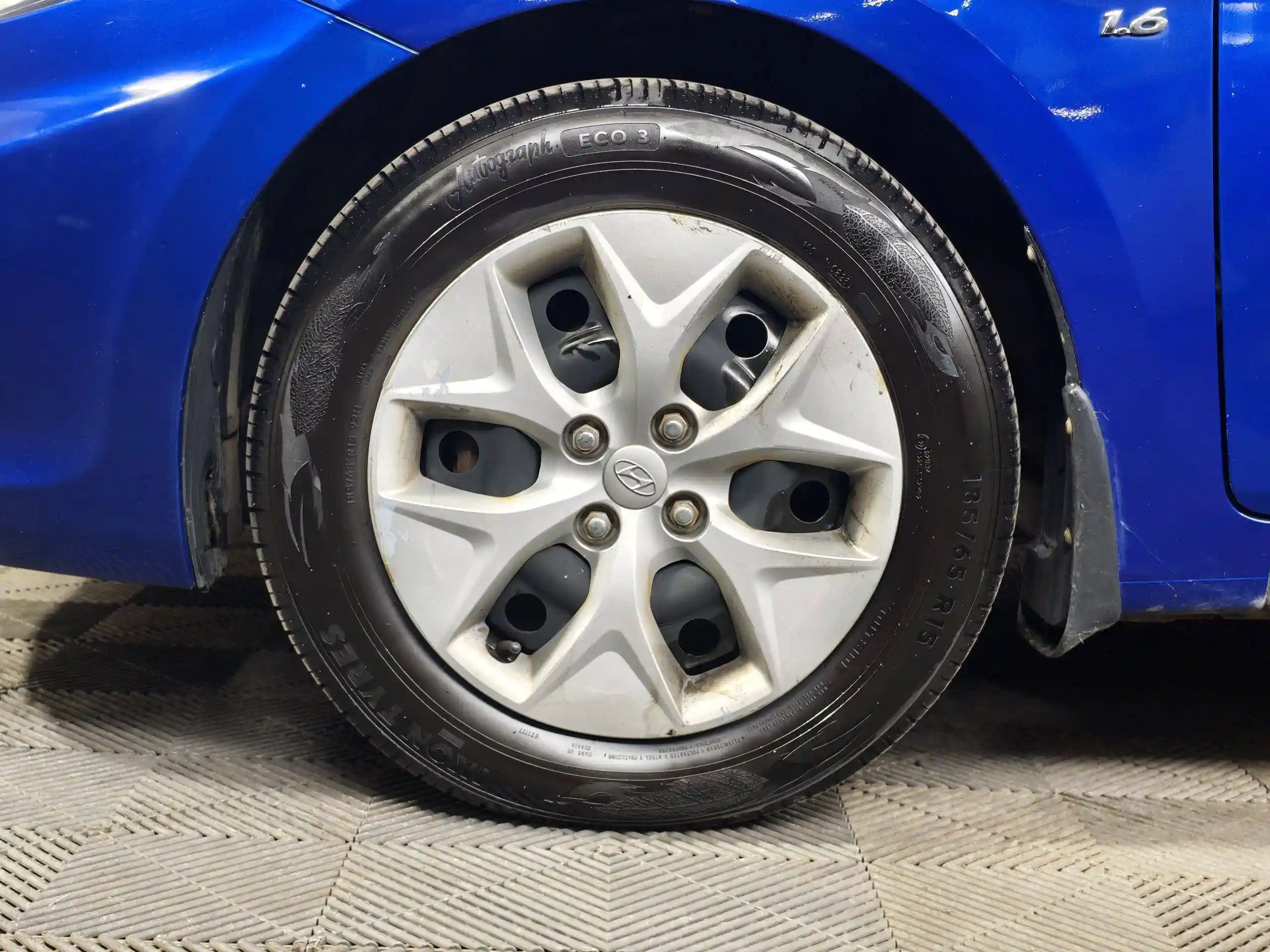 Hyundai Solaris 2013