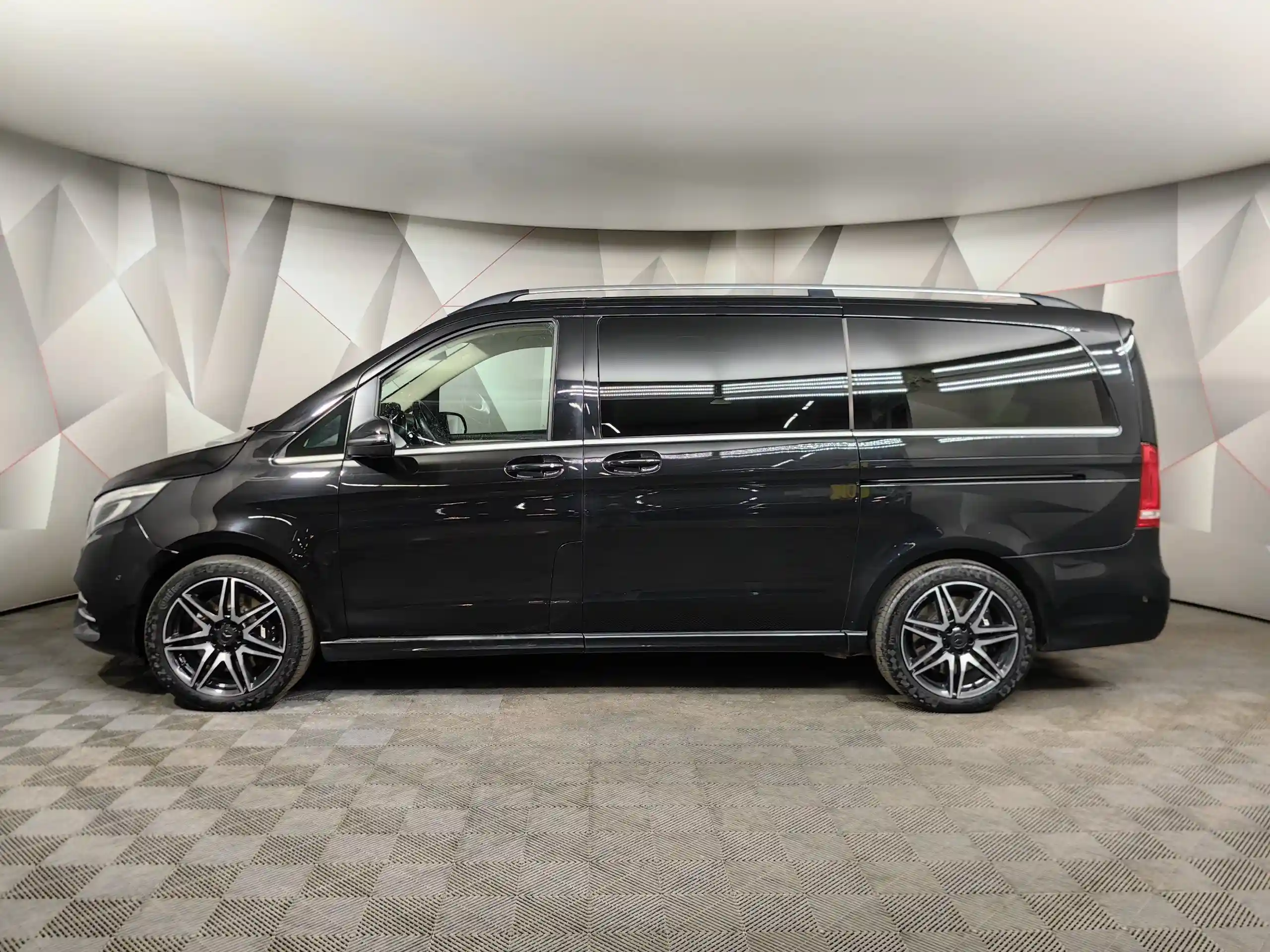 Mercedes-Benz V-Класс 2021