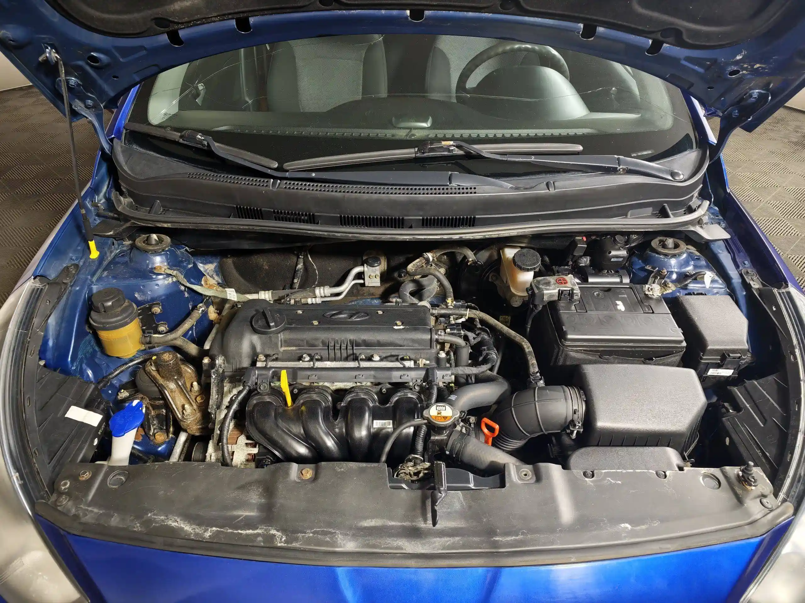 Hyundai Solaris 2013