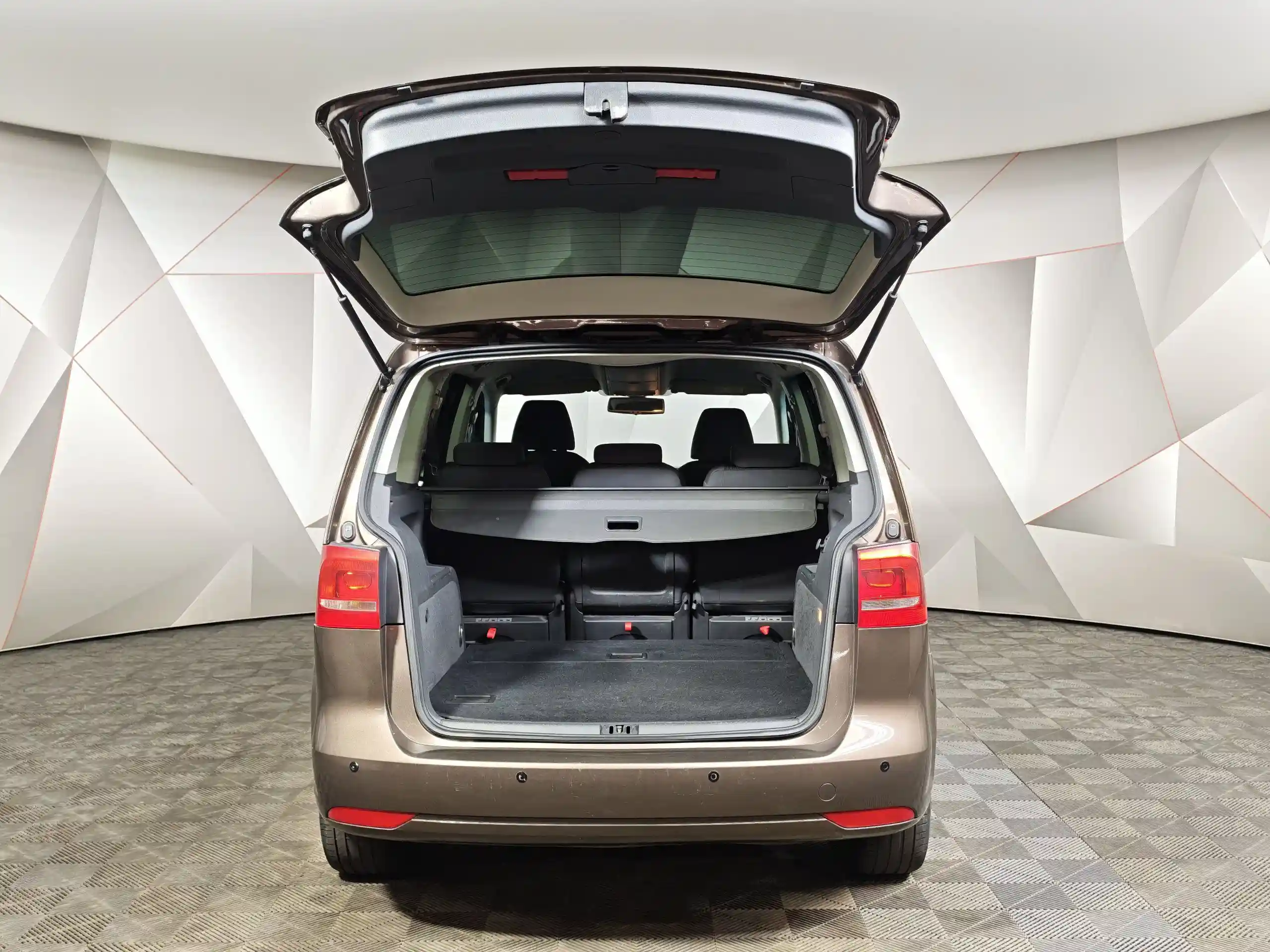 Volkswagen Touran 2012