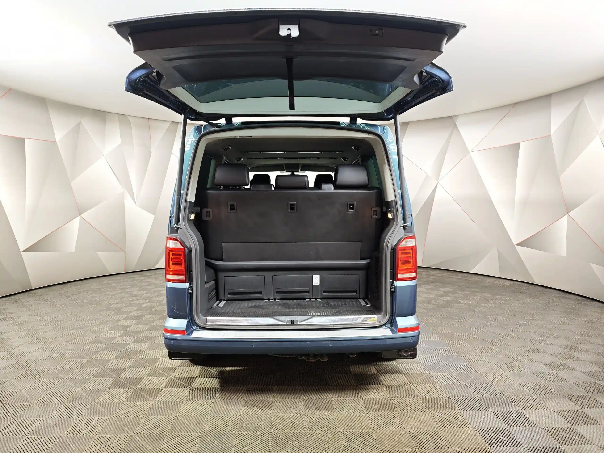 Volkswagen Multivan 2016