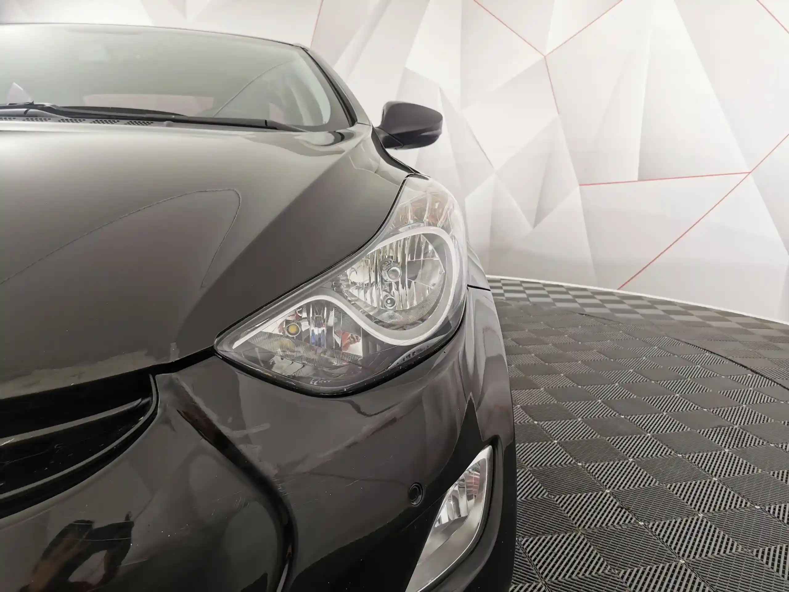 Hyundai Elantra 2012
