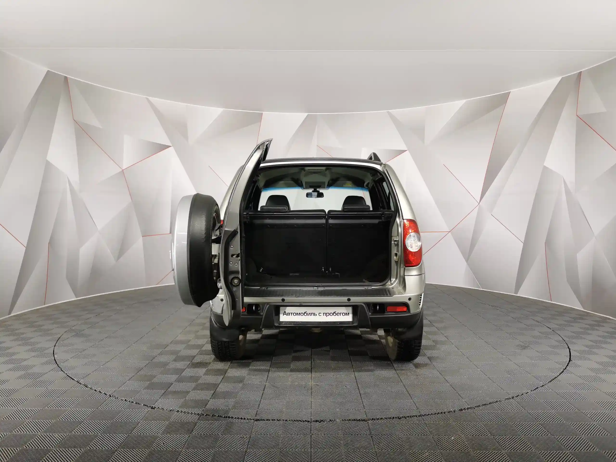Chevrolet Niva 2013