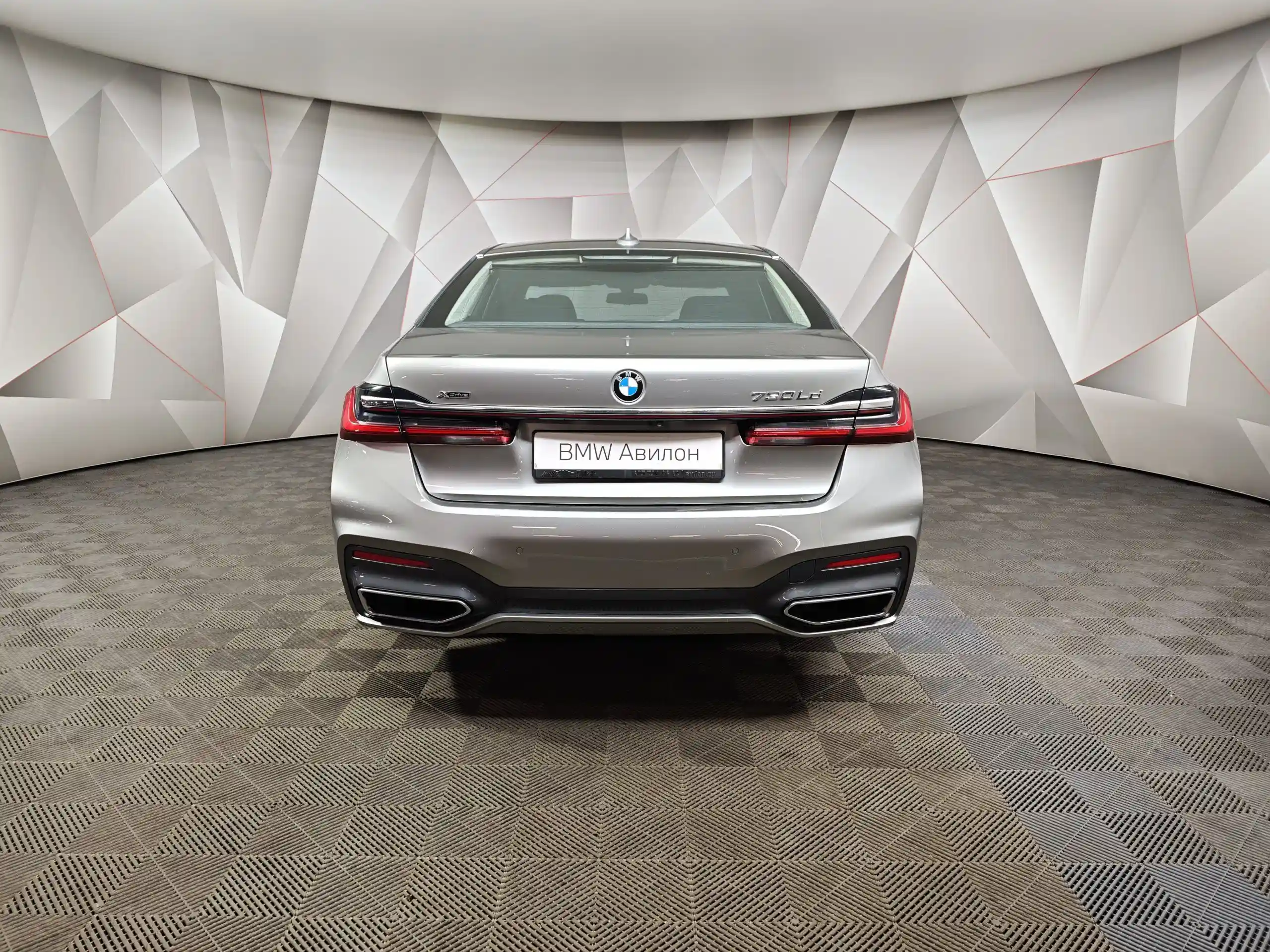 BMW 7 серия 2021