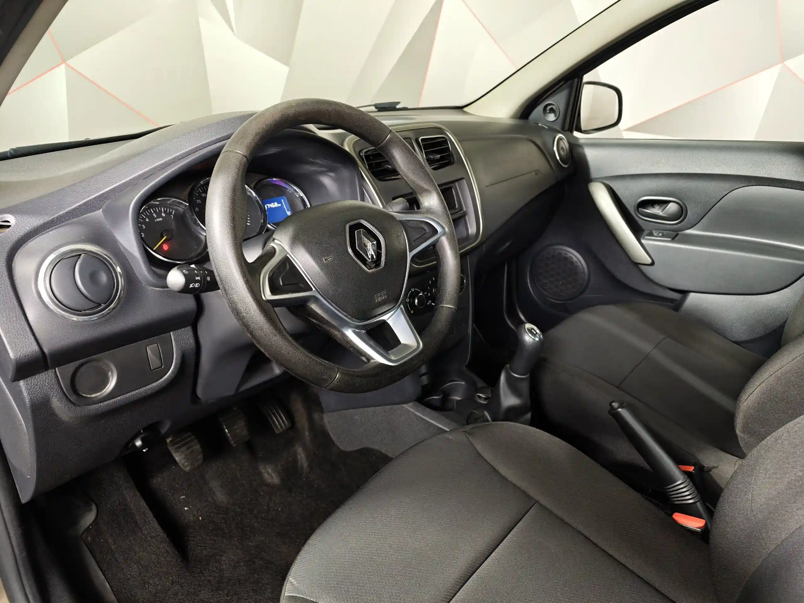 Renault Logan 2018