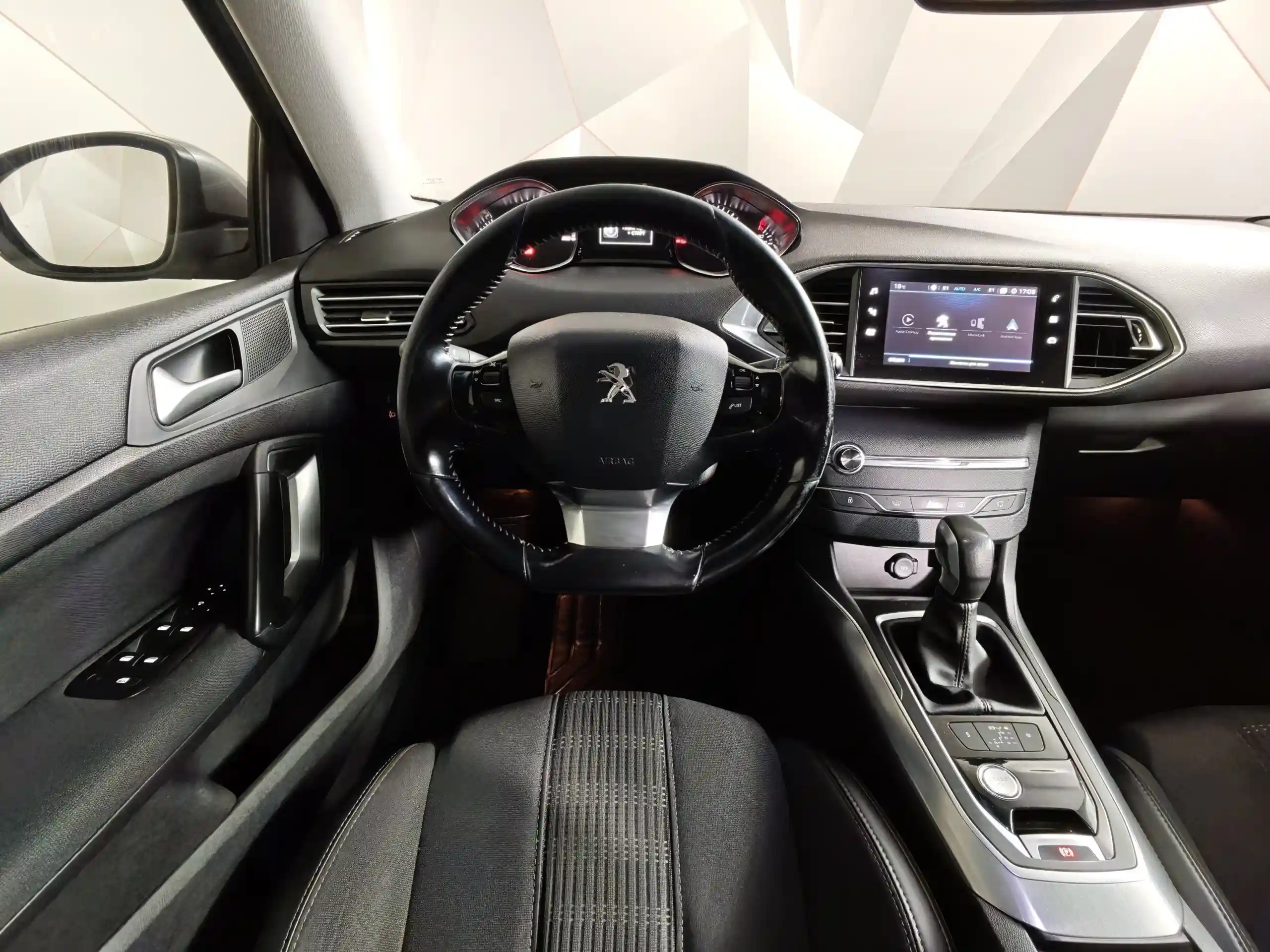 Peugeot 308 2017