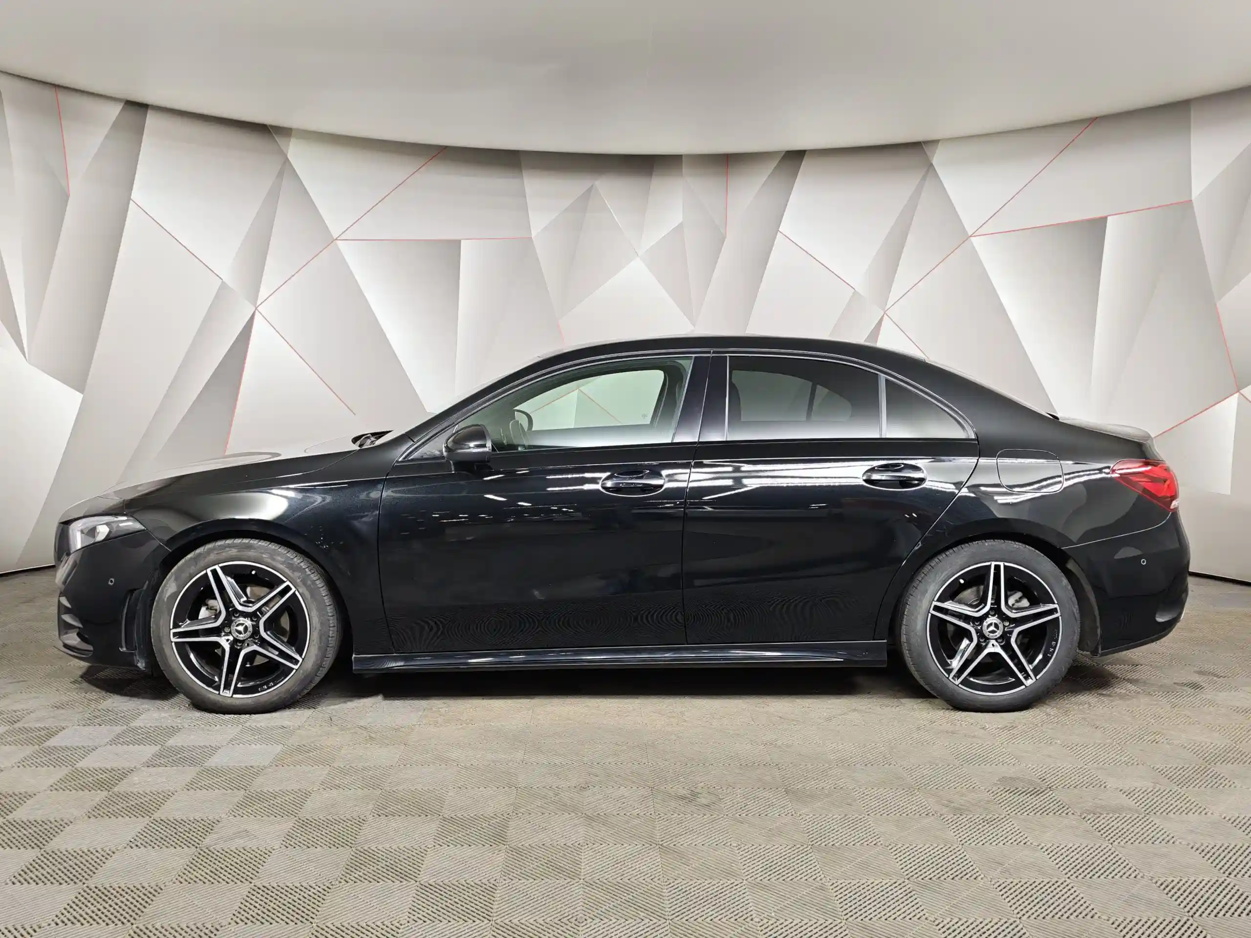 Mercedes-Benz A-Класс 2021