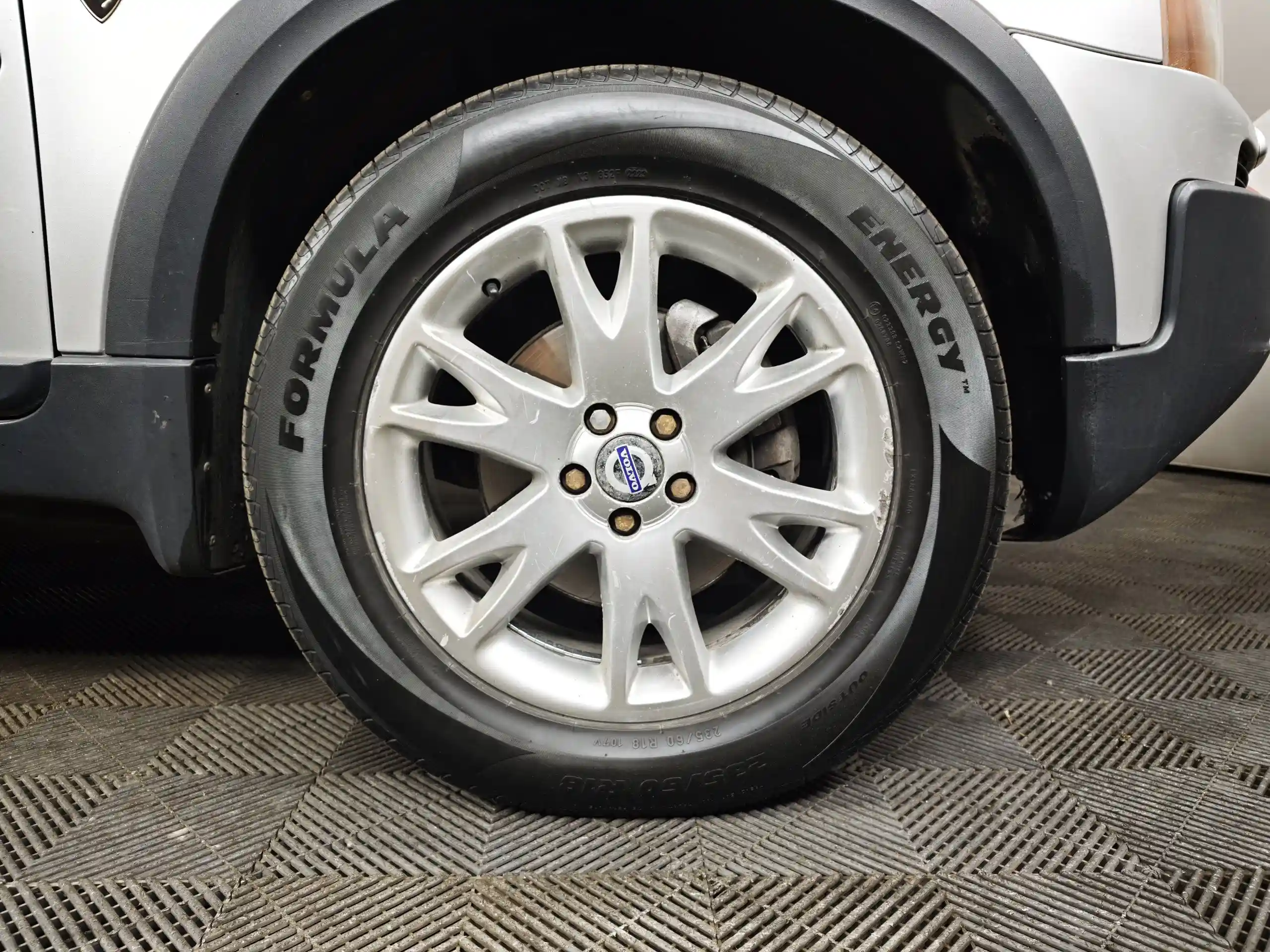 Volvo XC90 2003