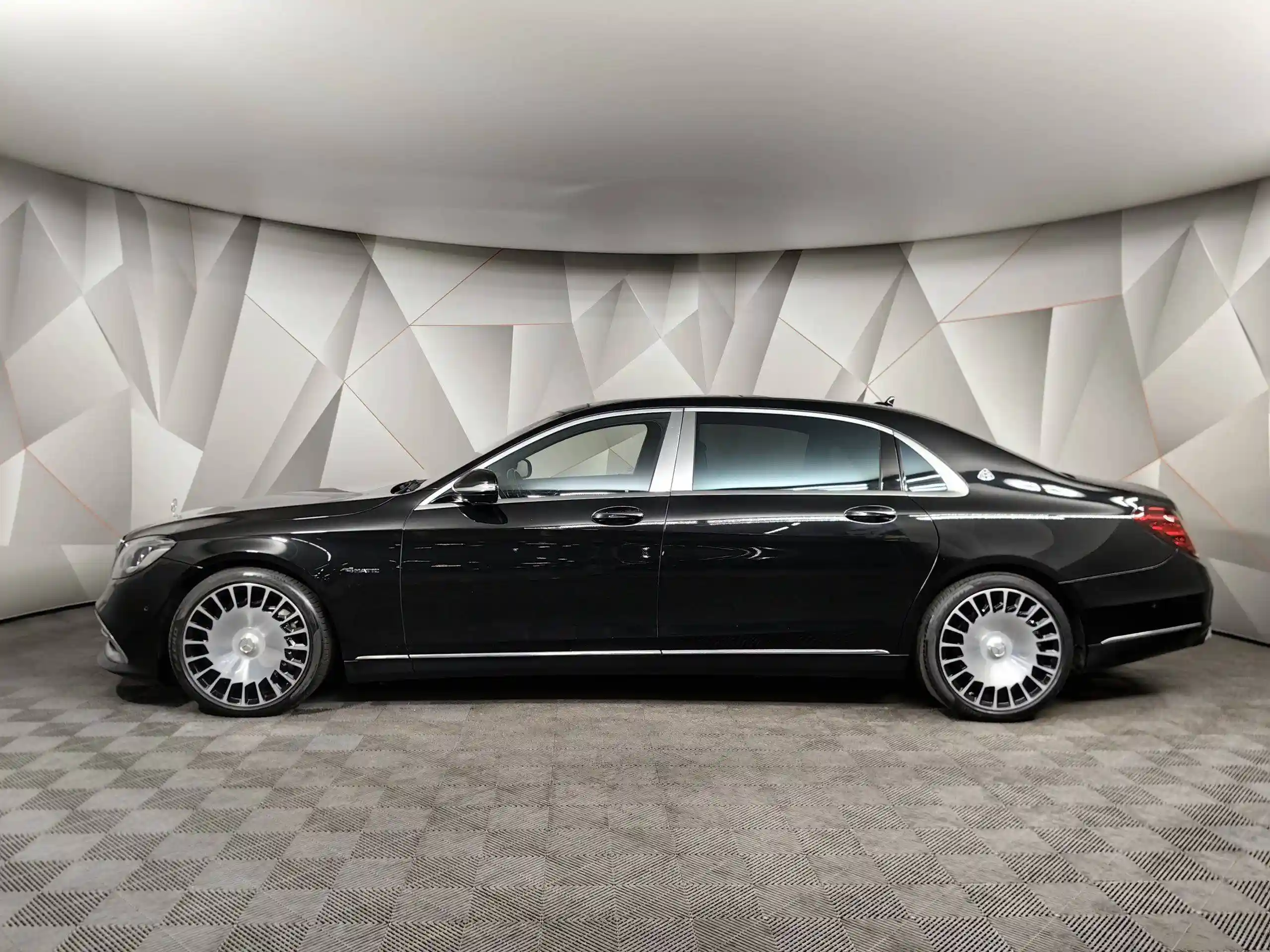 Mercedes-Benz S-Класс 2019