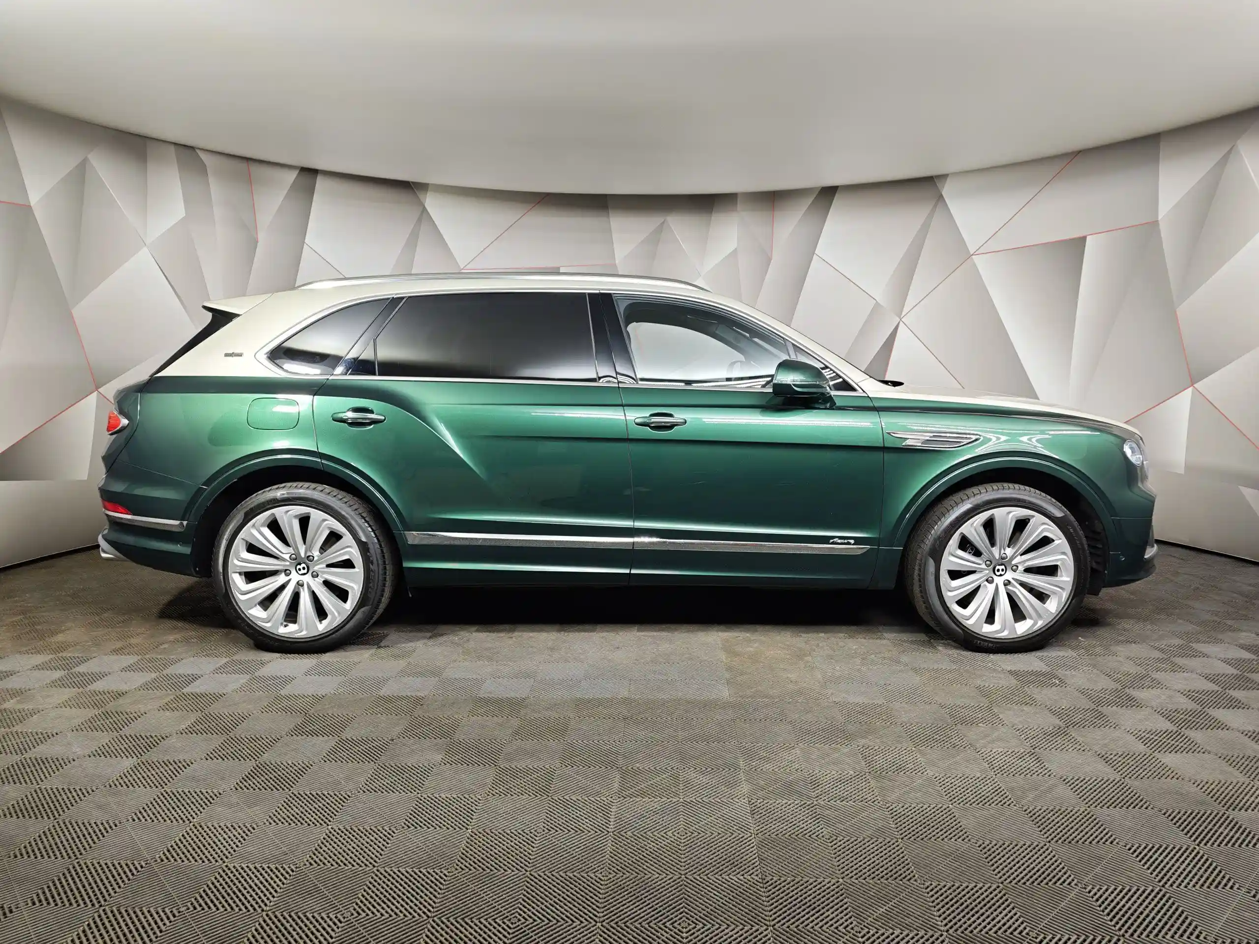 Bentley Bentayga 2023