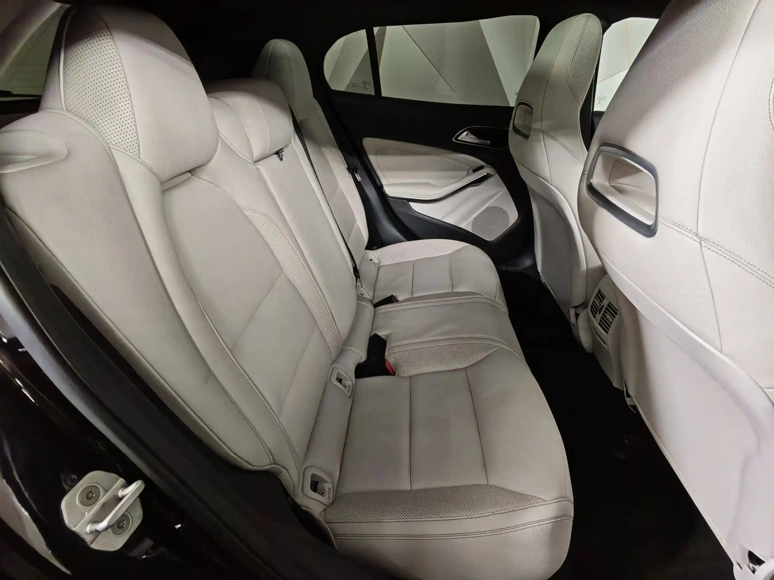 Mercedes-Benz GLA 2014