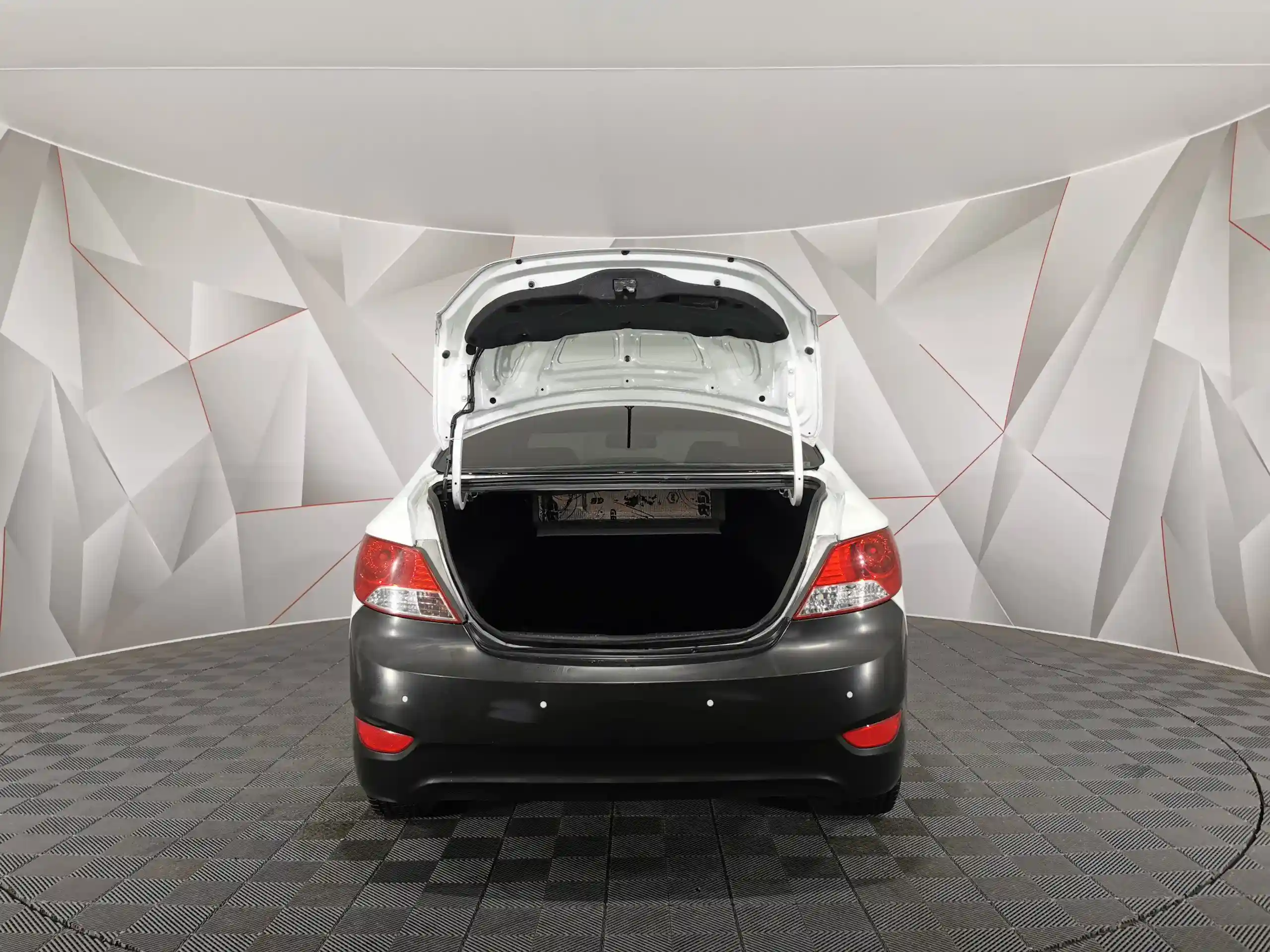 Hyundai Solaris 2013
