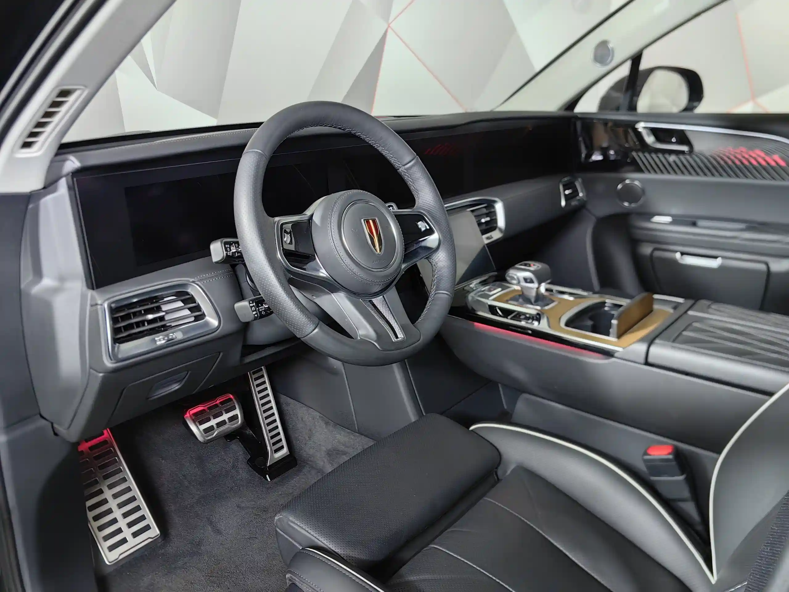 Hongqi E-HS9 2022