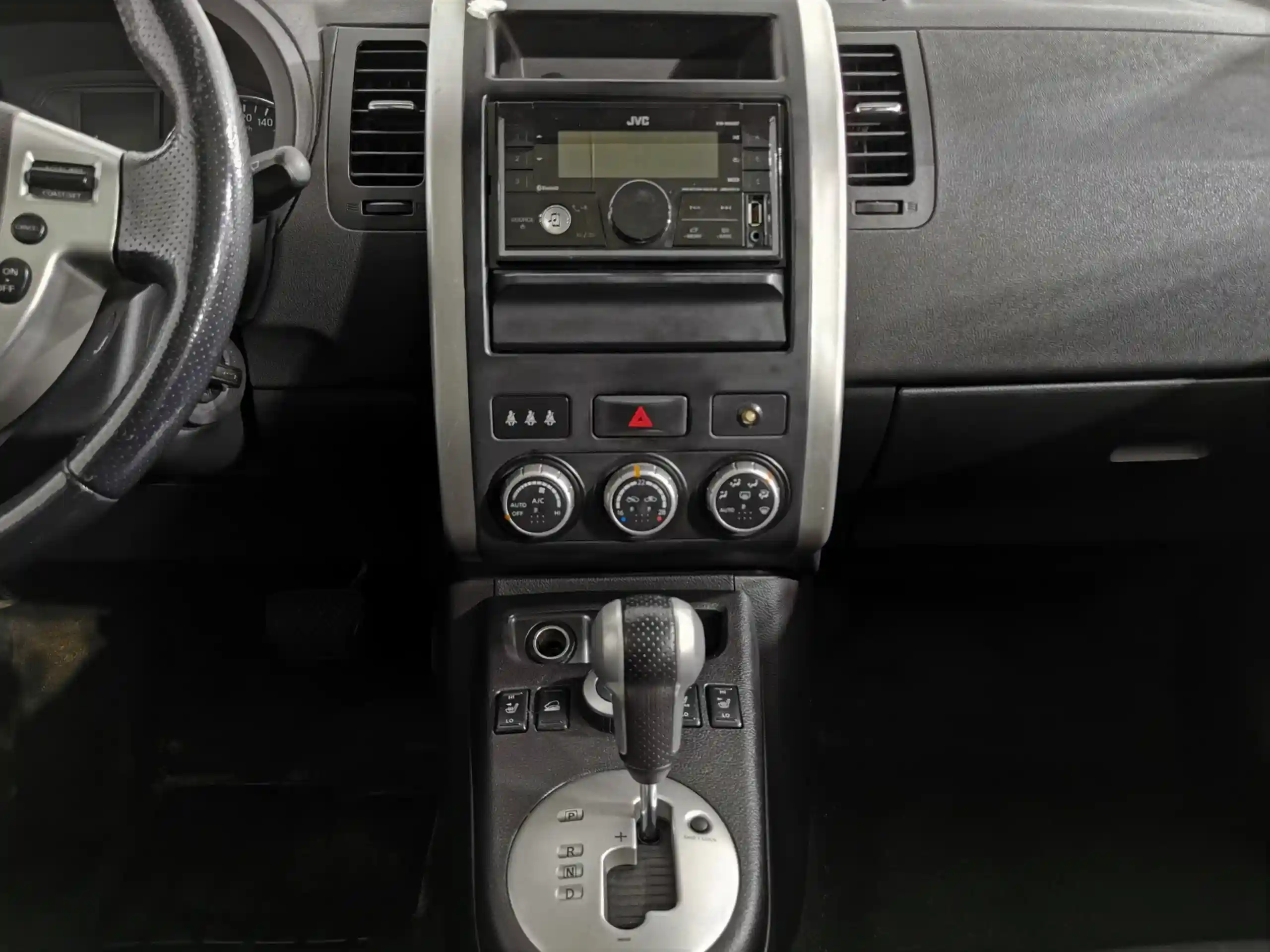 Nissan X-Trail 2012