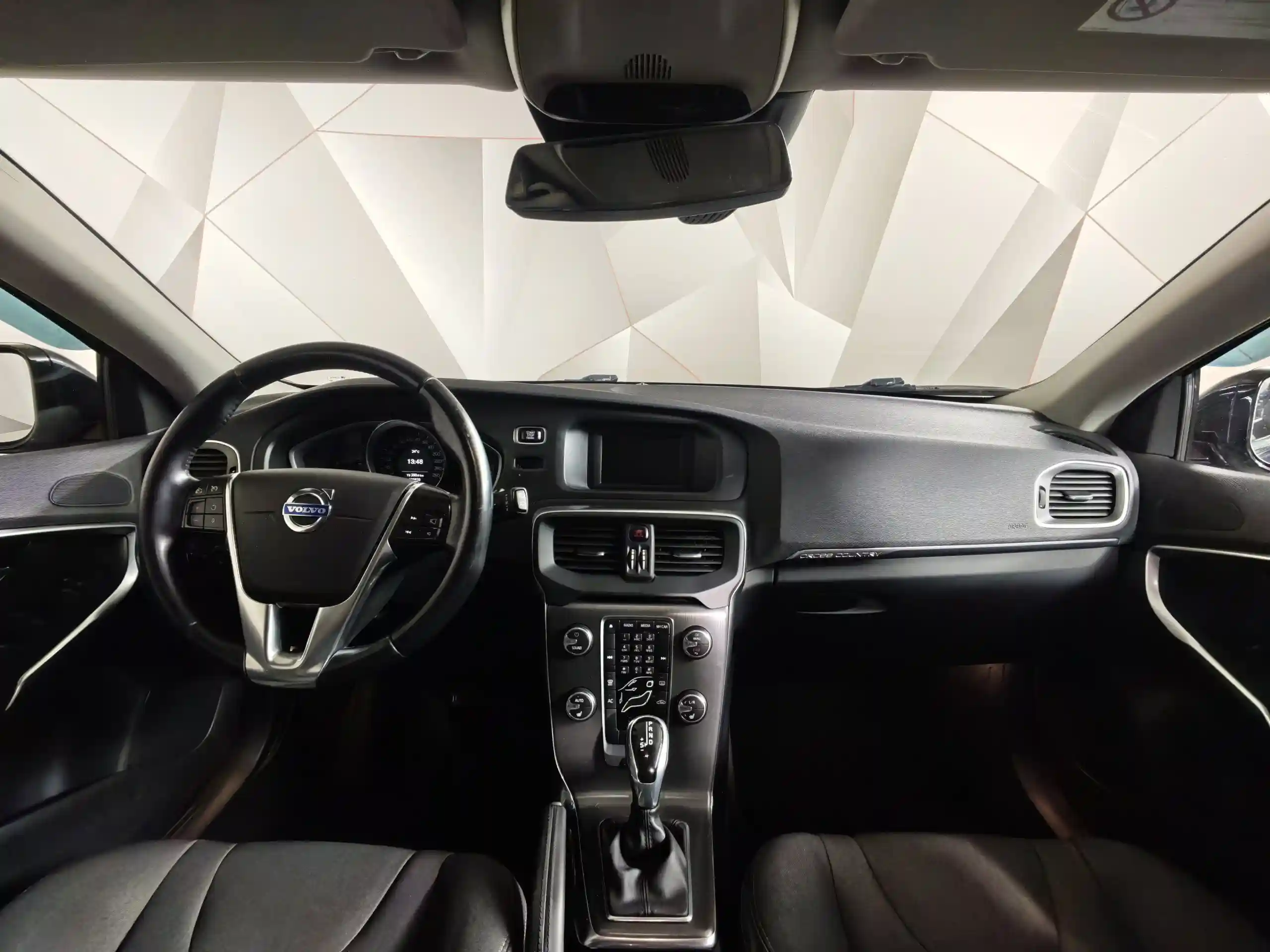 Volvo V40 2014