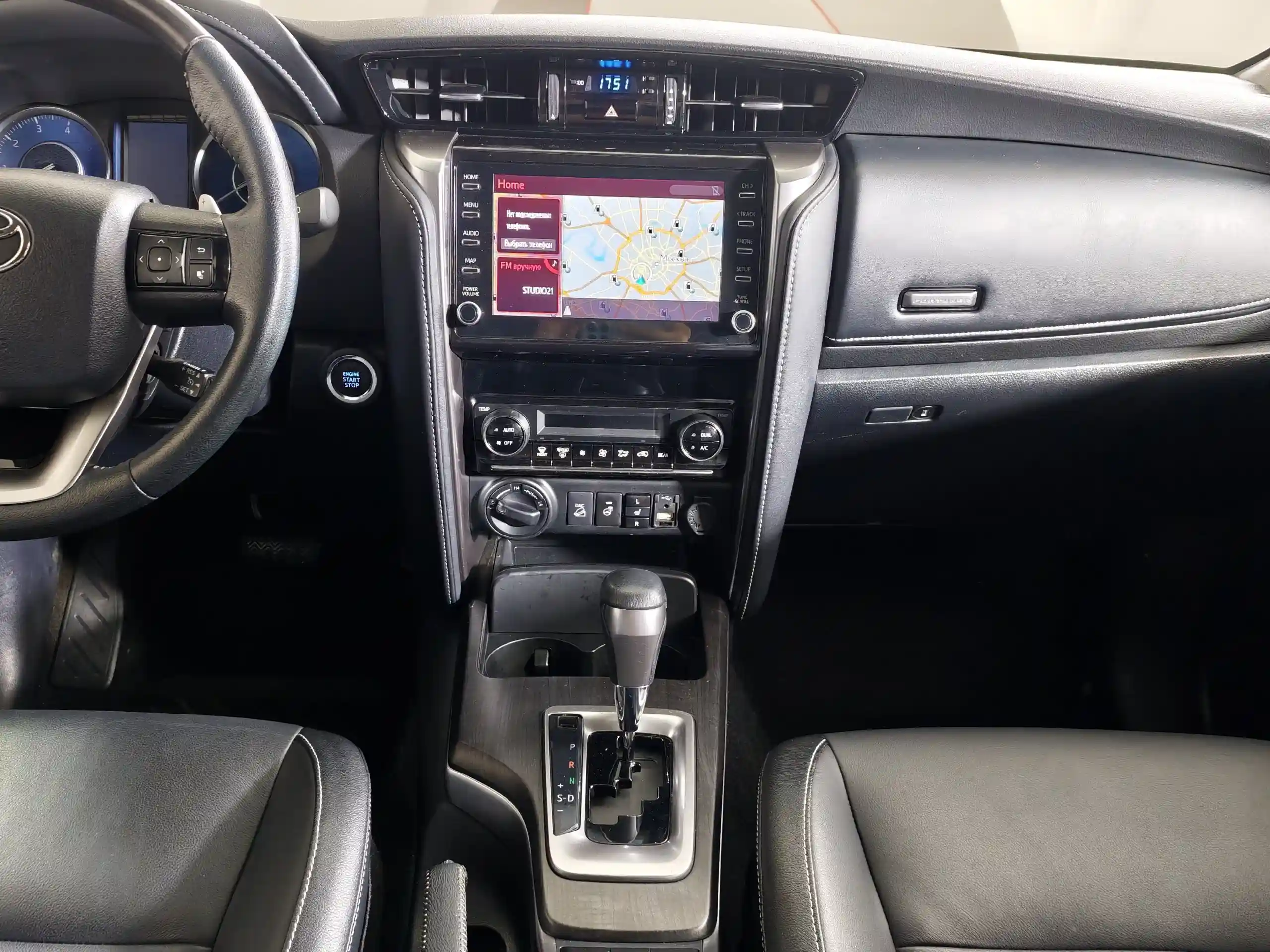 Toyota Fortuner 2021