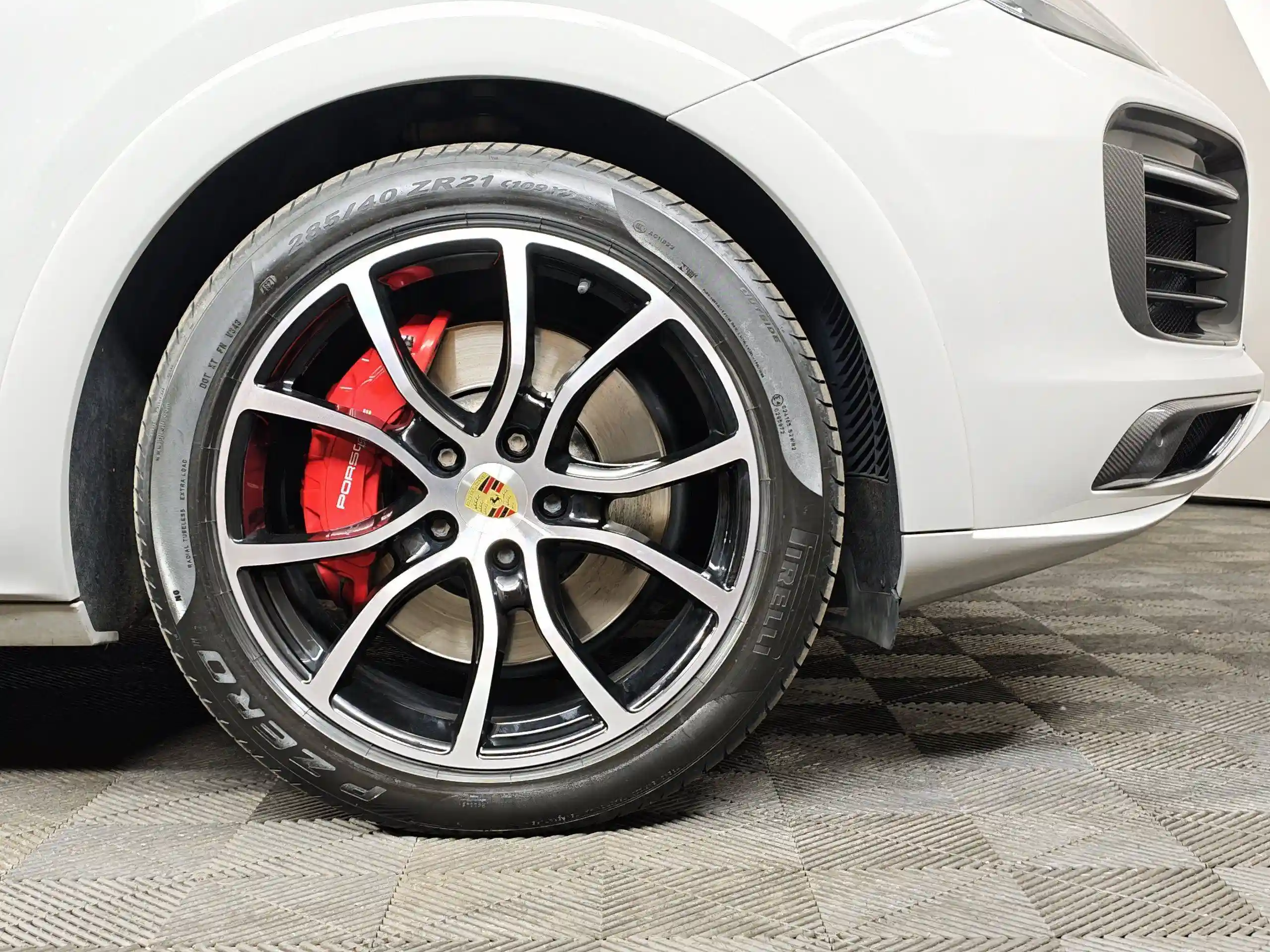 Porsche Cayenne Coupe 2021