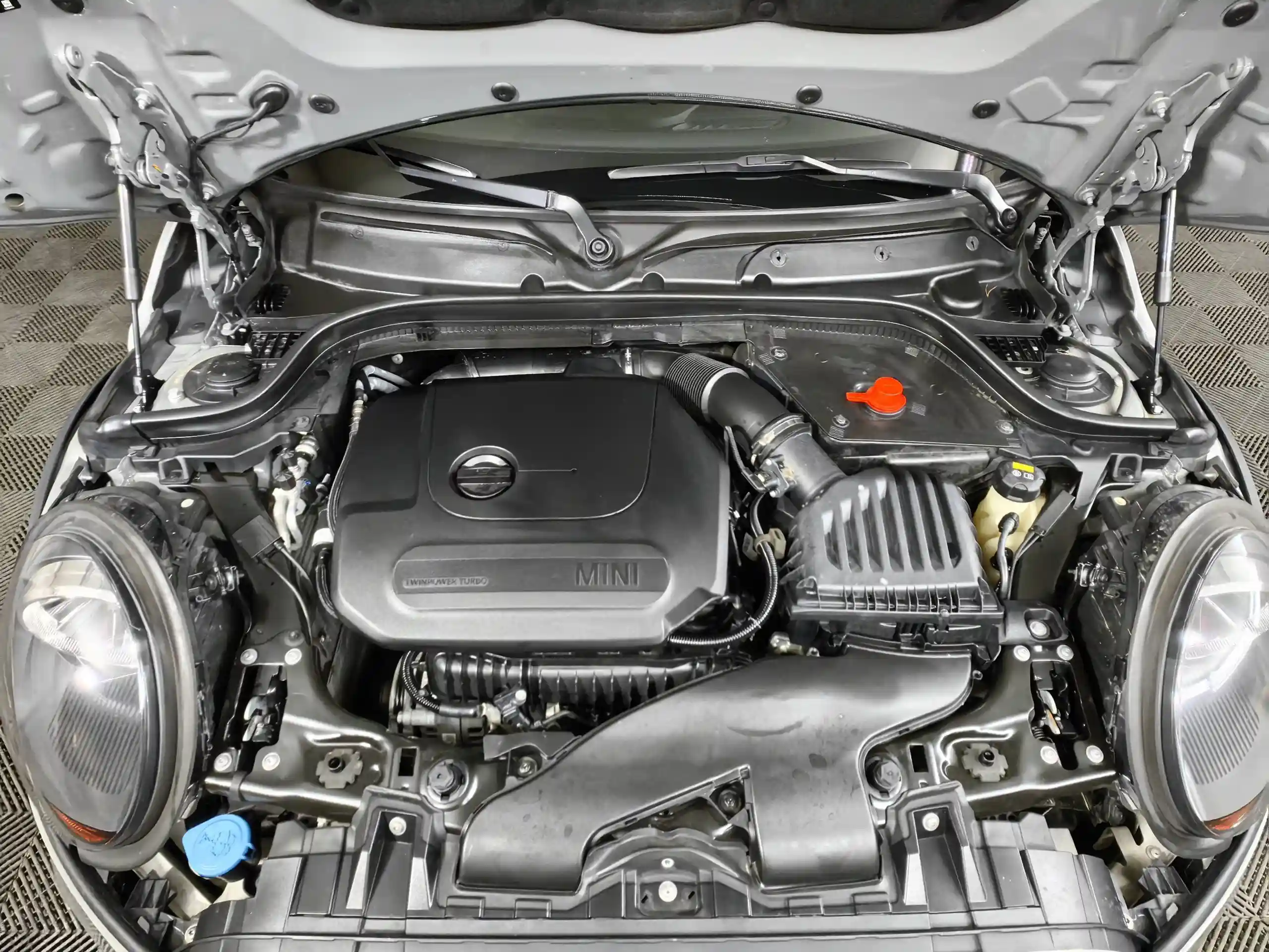 MINI 3 двери 2019