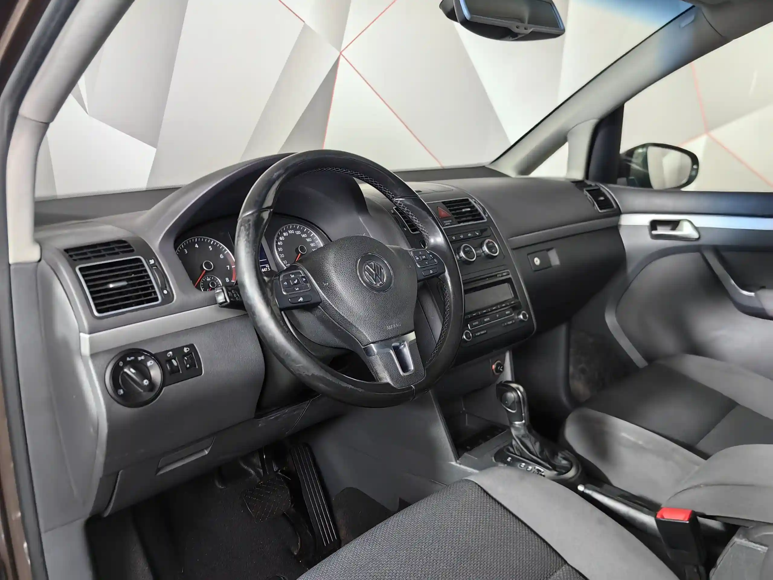 Volkswagen Touran 2012