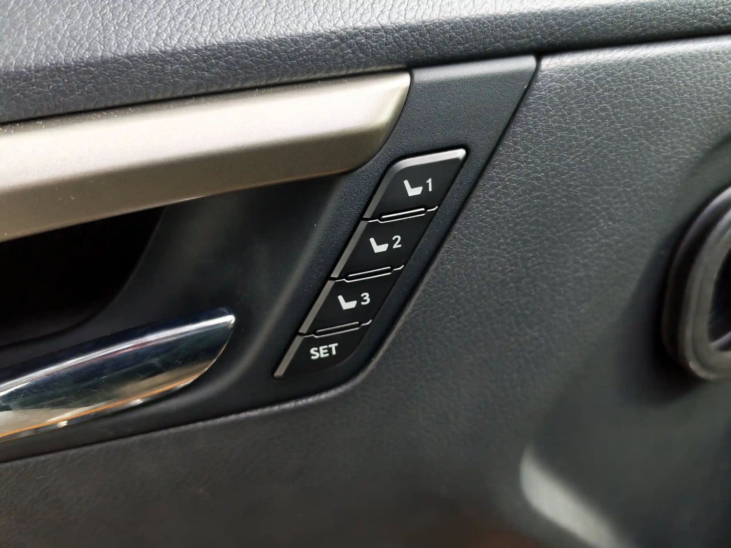 Lexus RX 2022