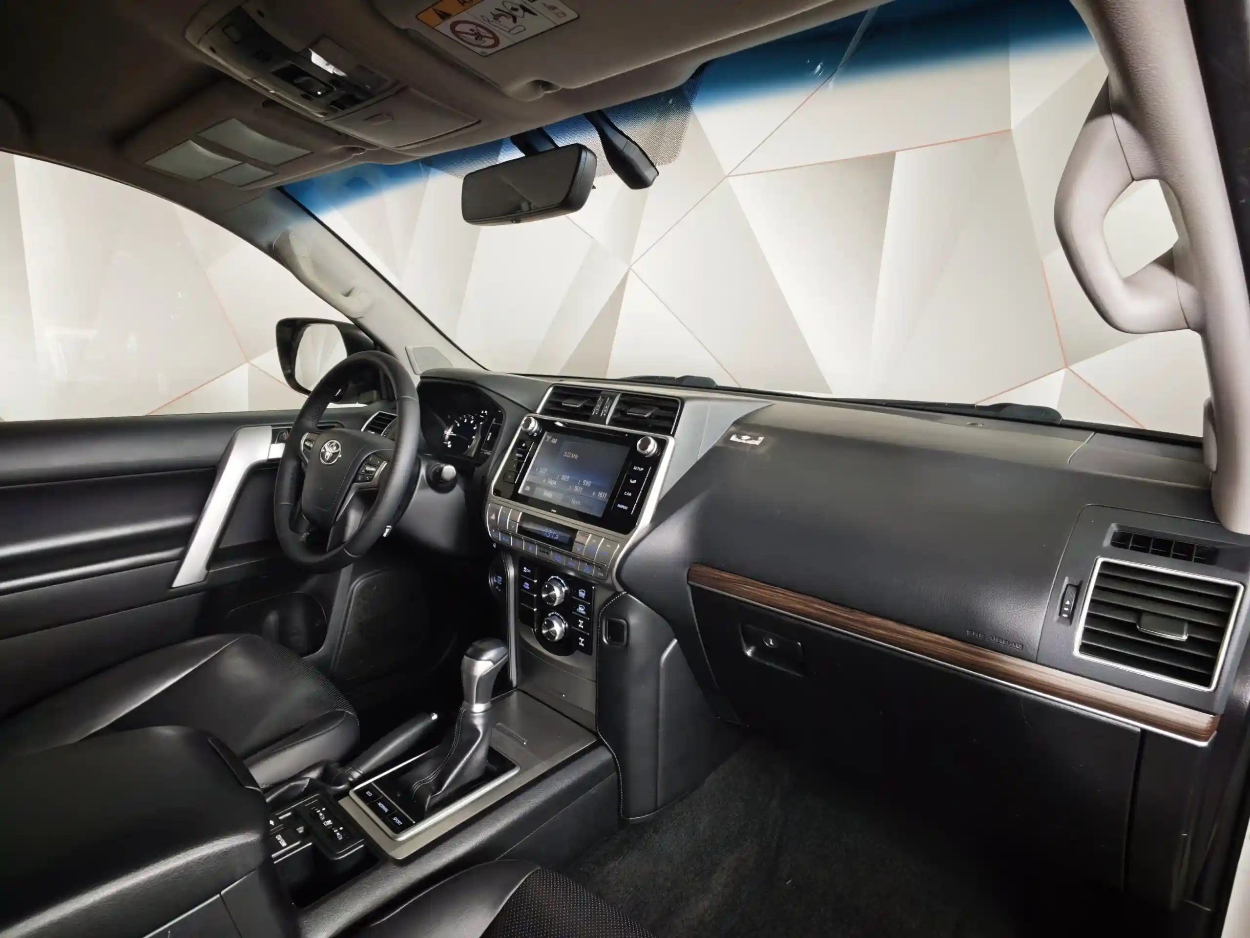 Toyota Land Cruiser Prado 2019