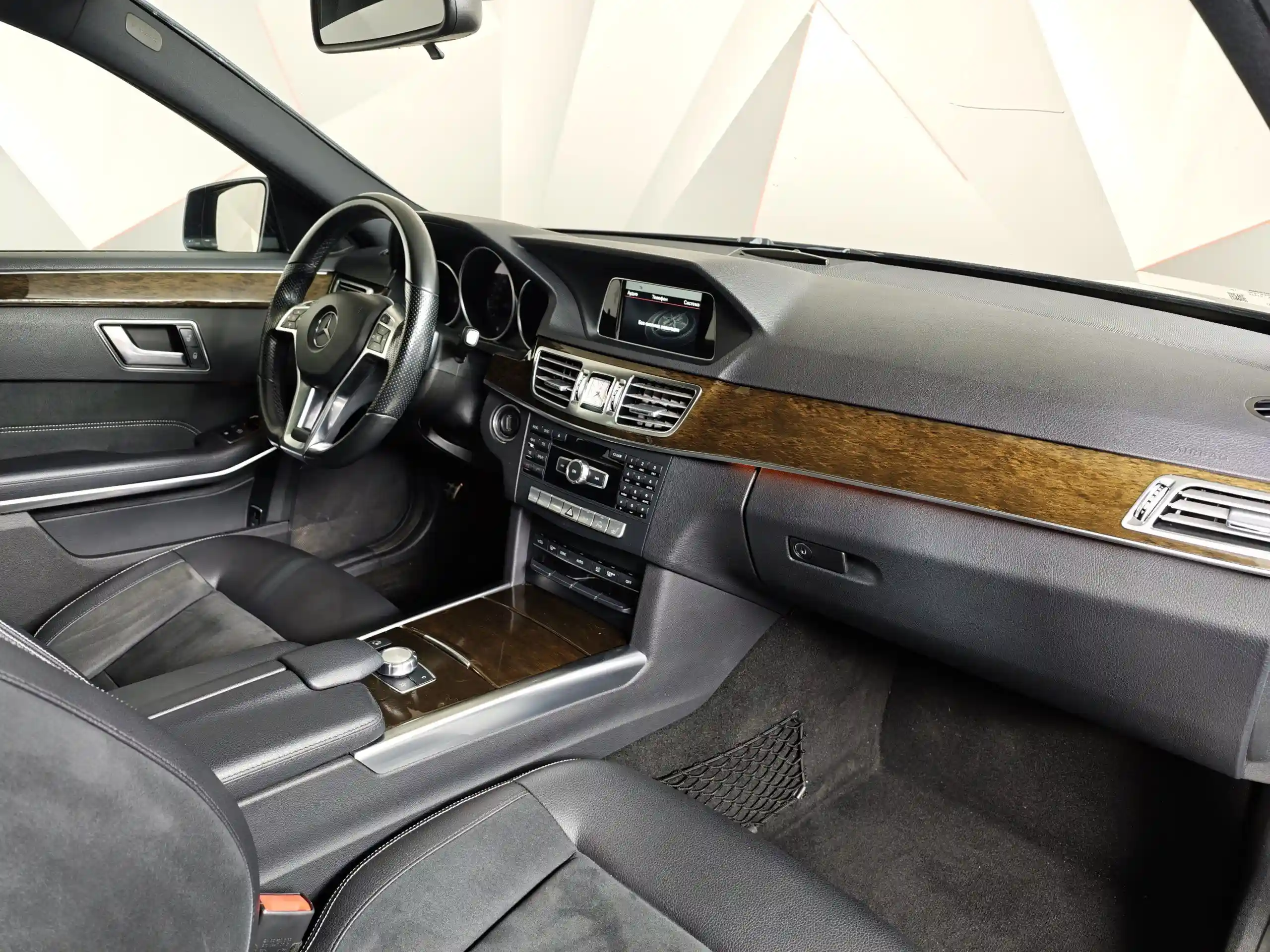 Mercedes-Benz E-Класс 2015
