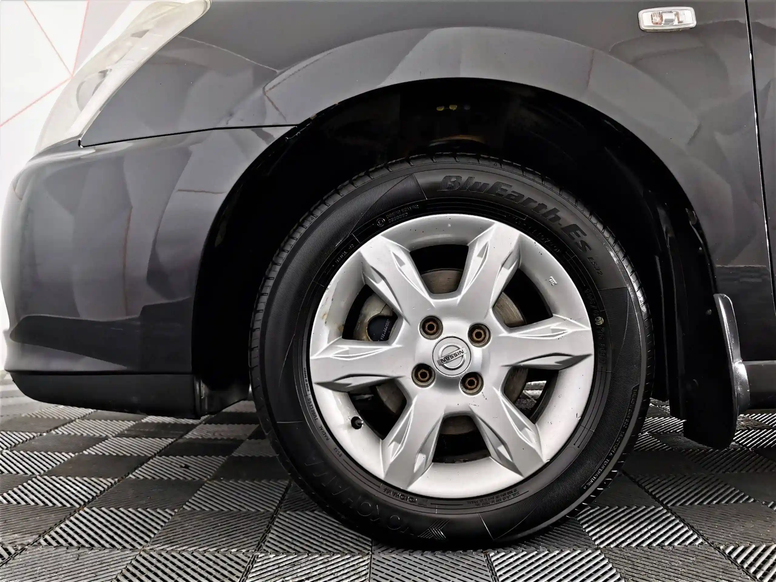 Nissan Almera 2014