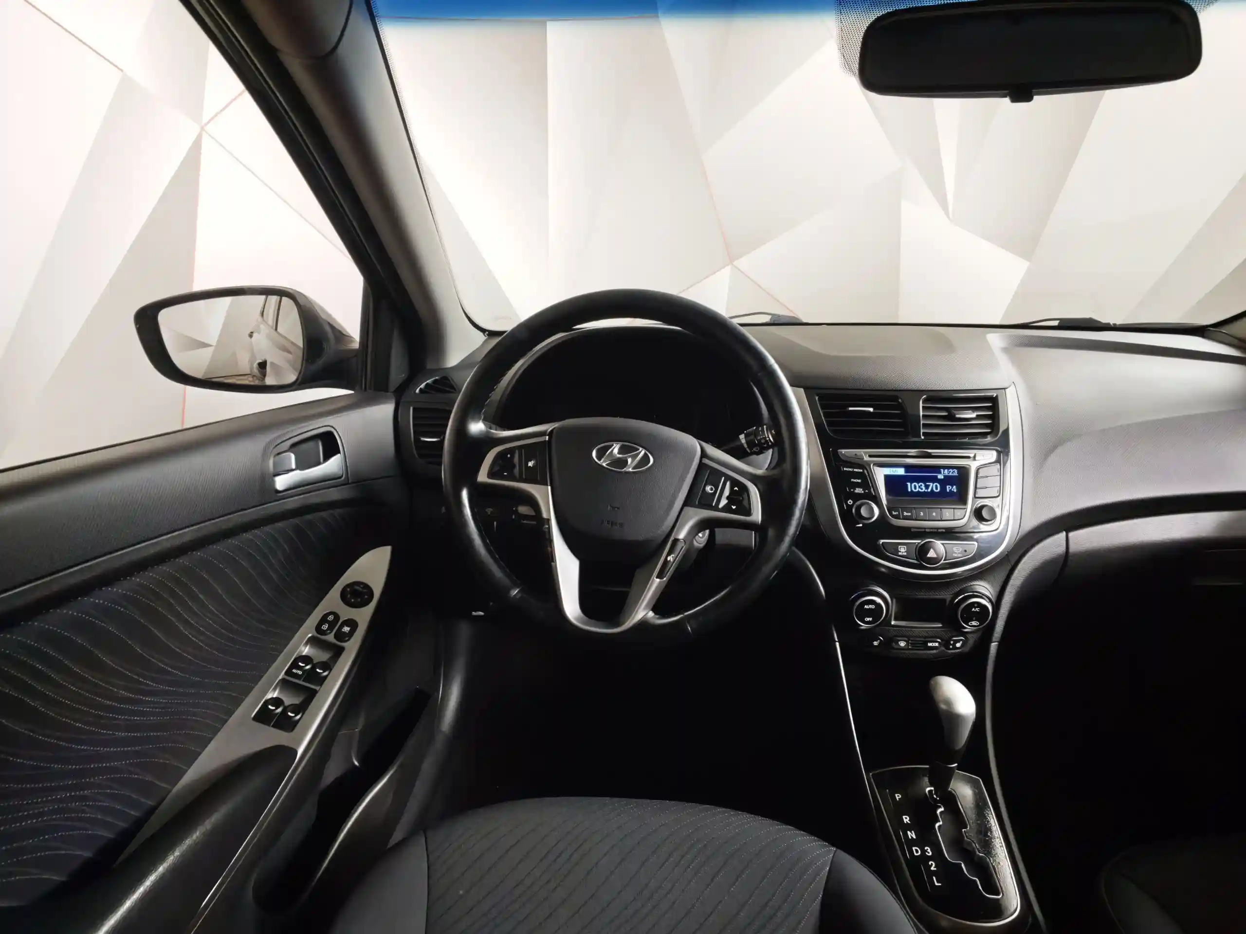 Hyundai Solaris 2016