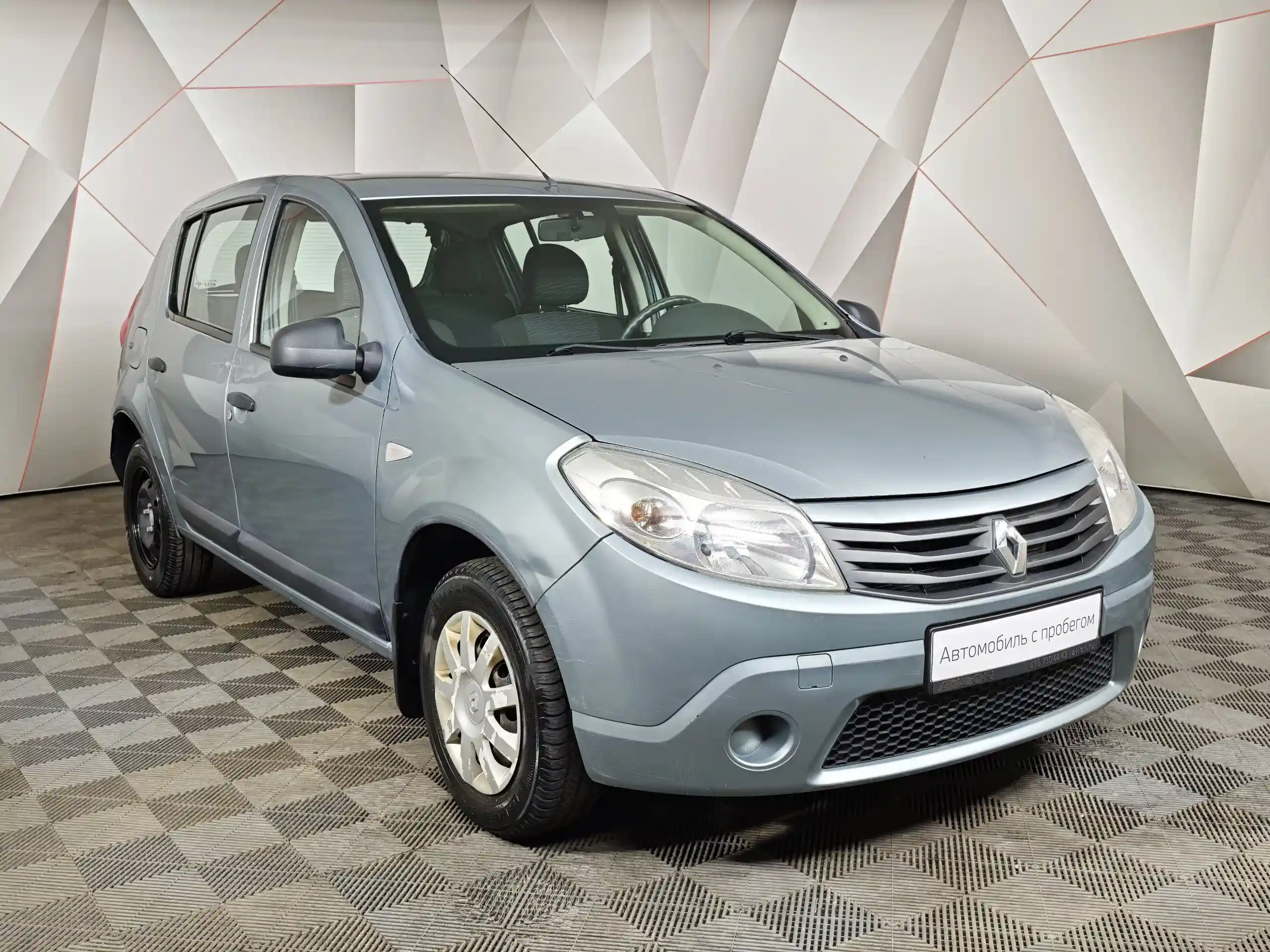 Renault Sandero 2011