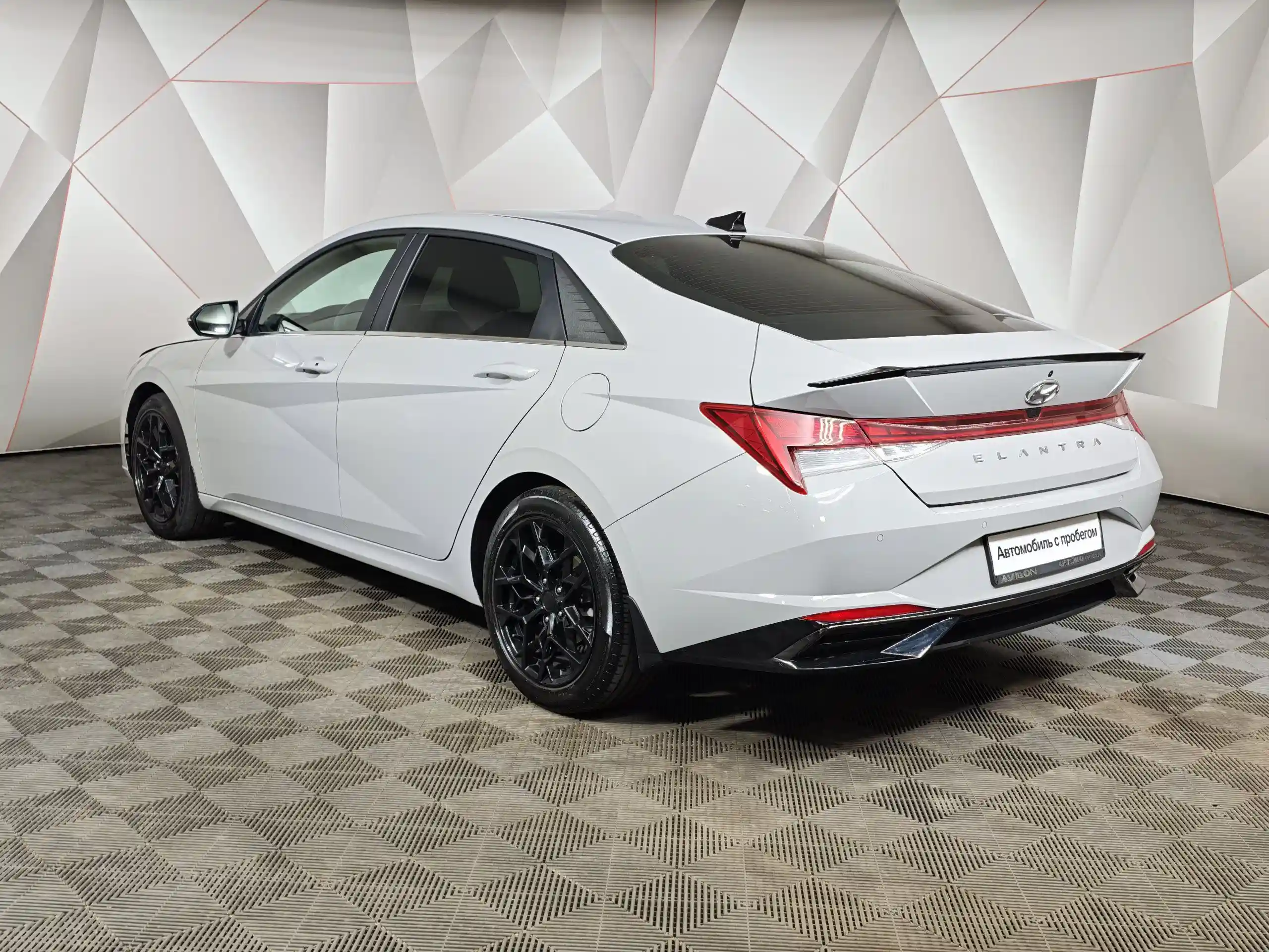 Hyundai Elantra 2022