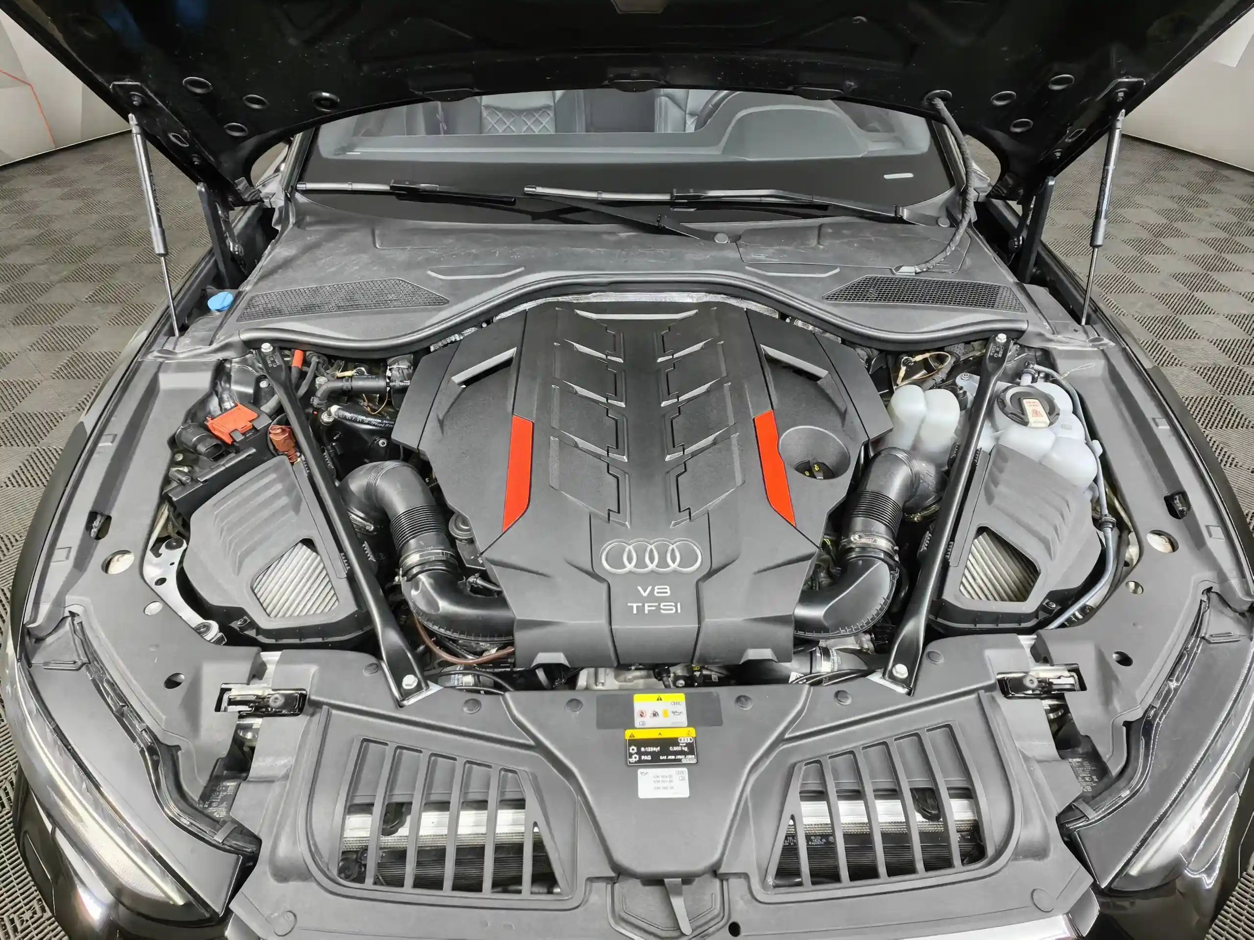 Audi S8 2022