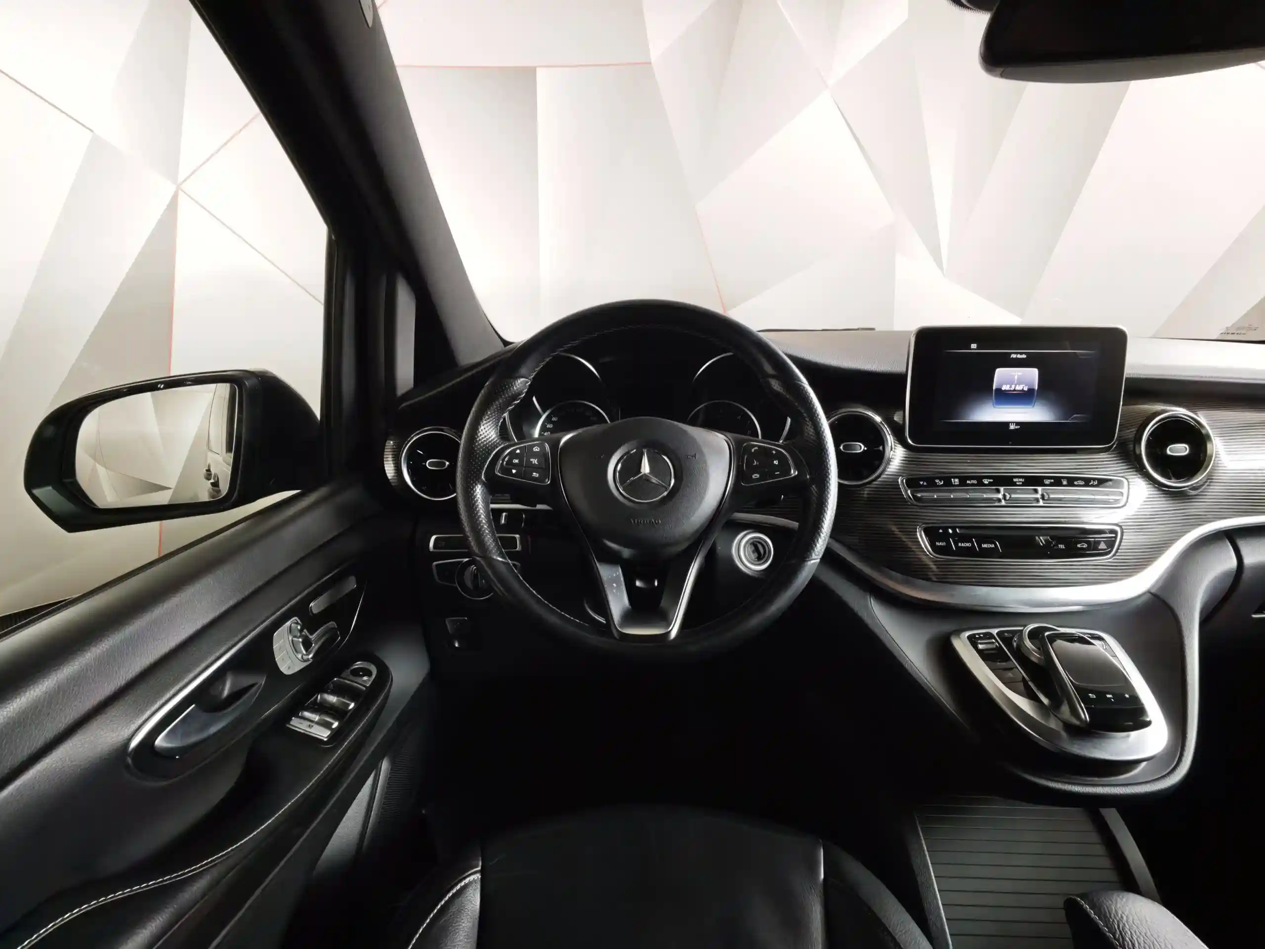 Mercedes-Benz V-Класс 2019