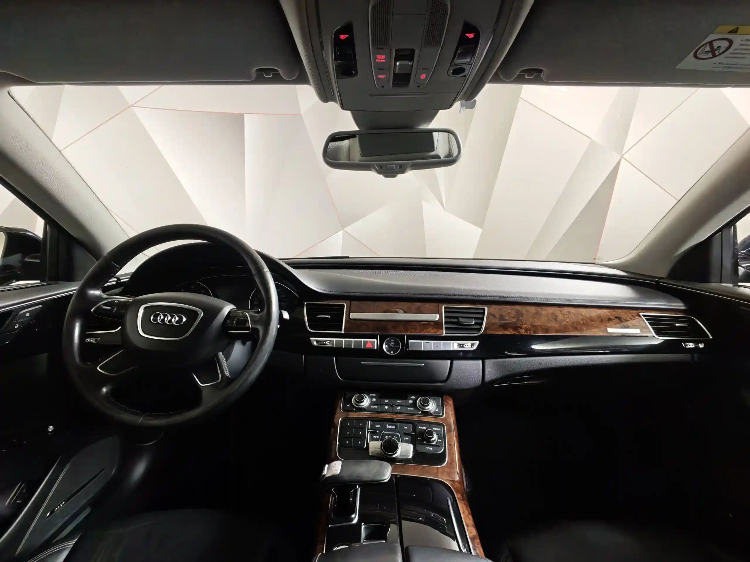 Audi A8 2011