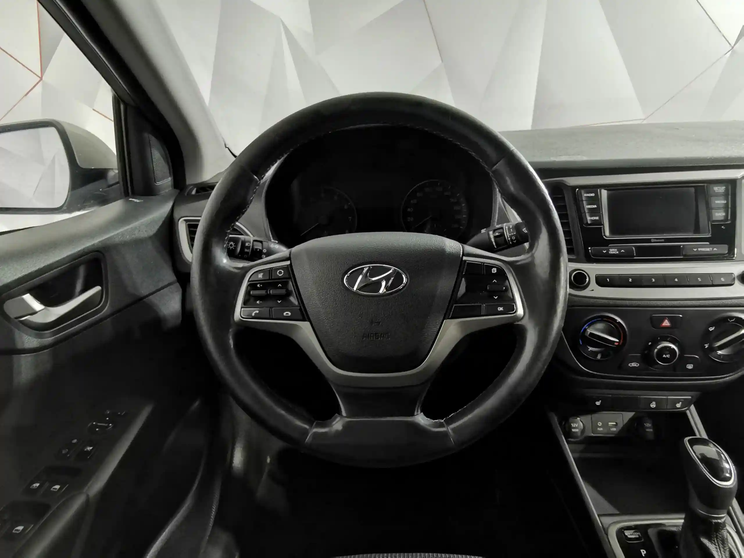 Hyundai Solaris 2018