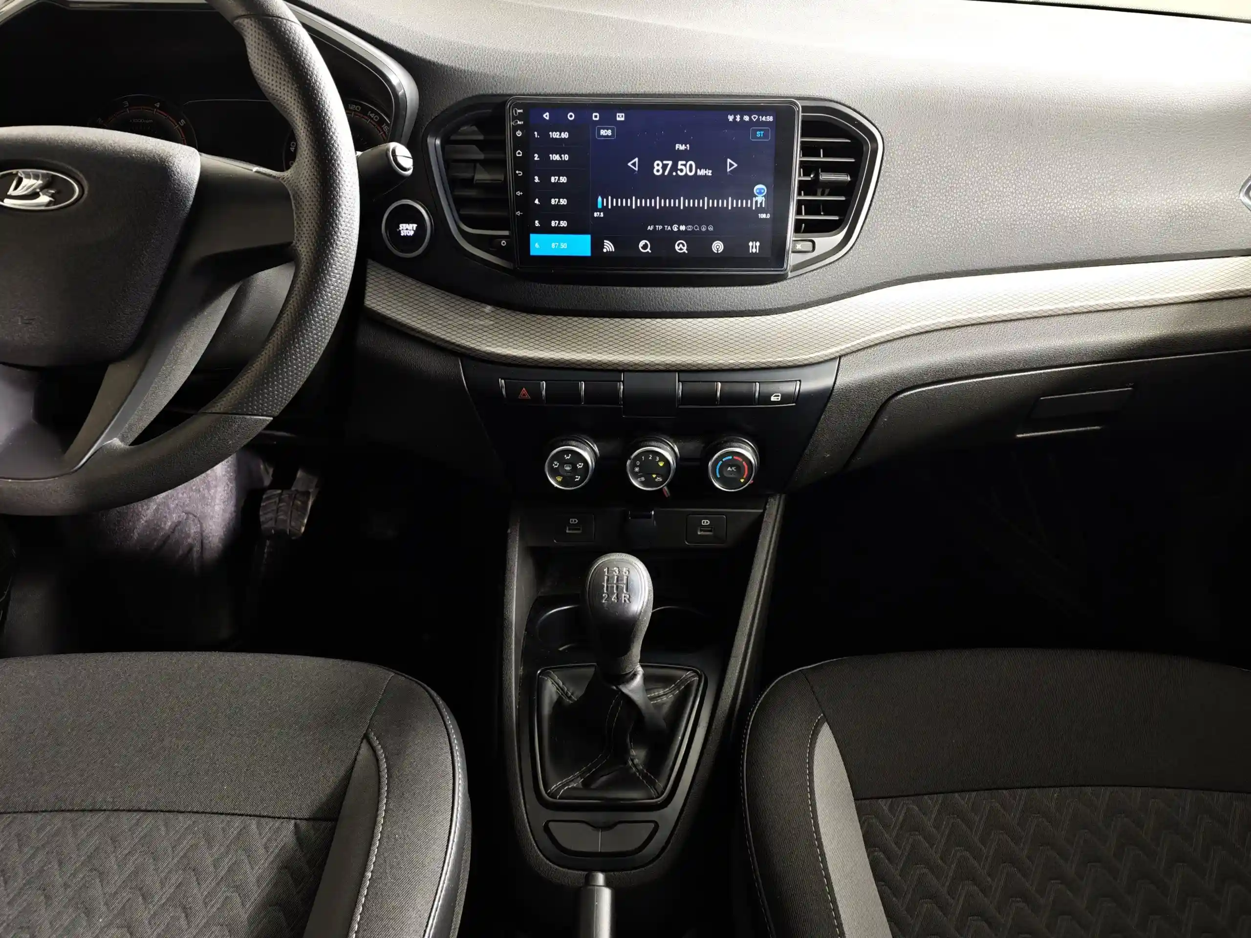 ВАЗ (Lada) Vesta 2023