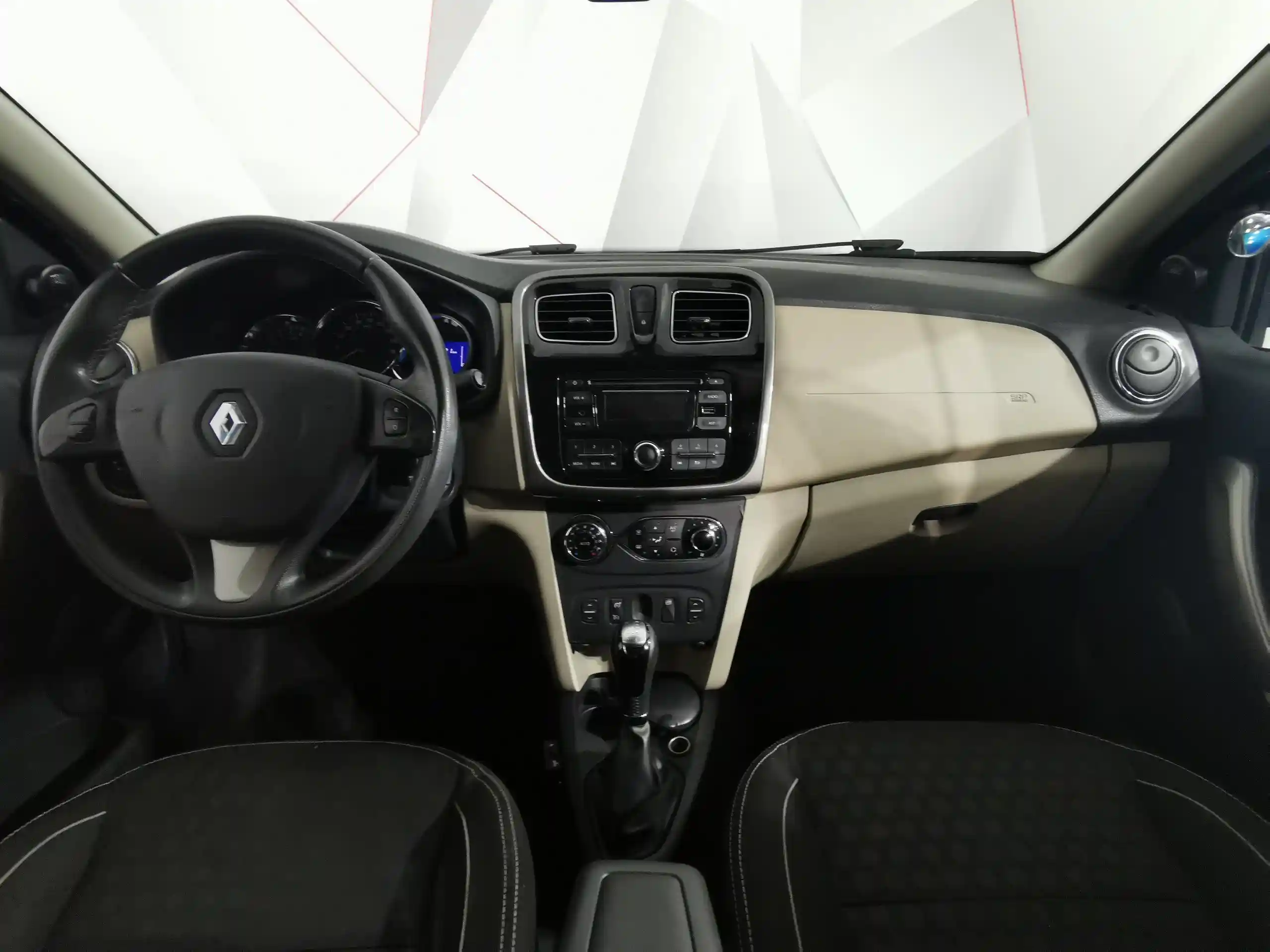 Renault Logan 2015