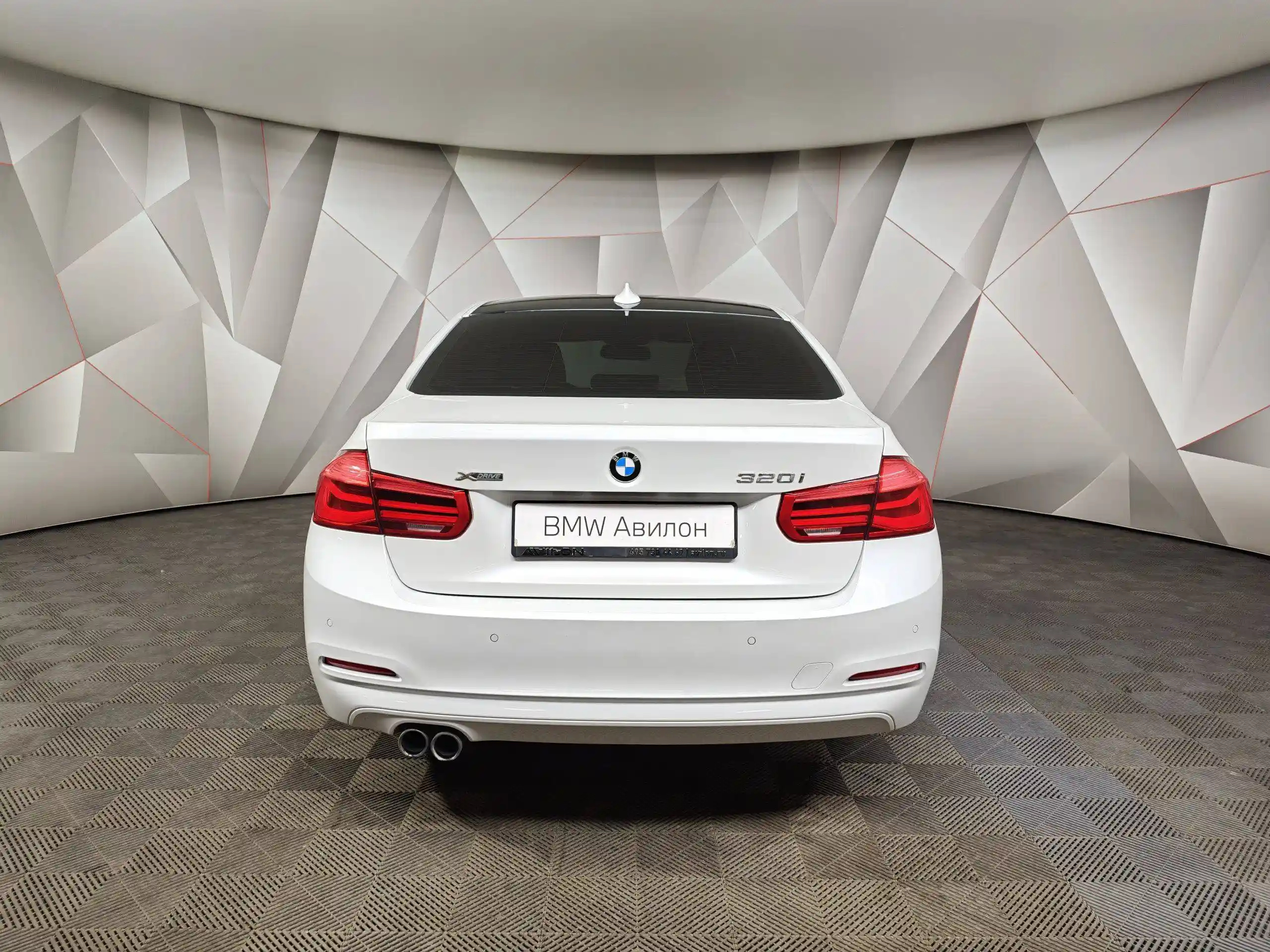 BMW 3 серия 2017