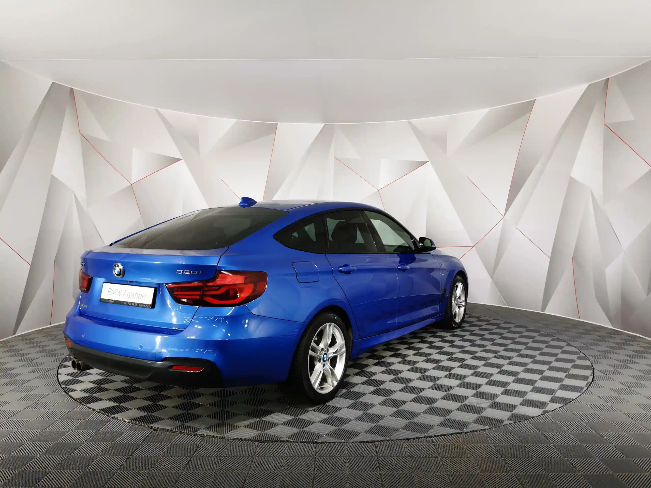 BMW 3 серия 2019