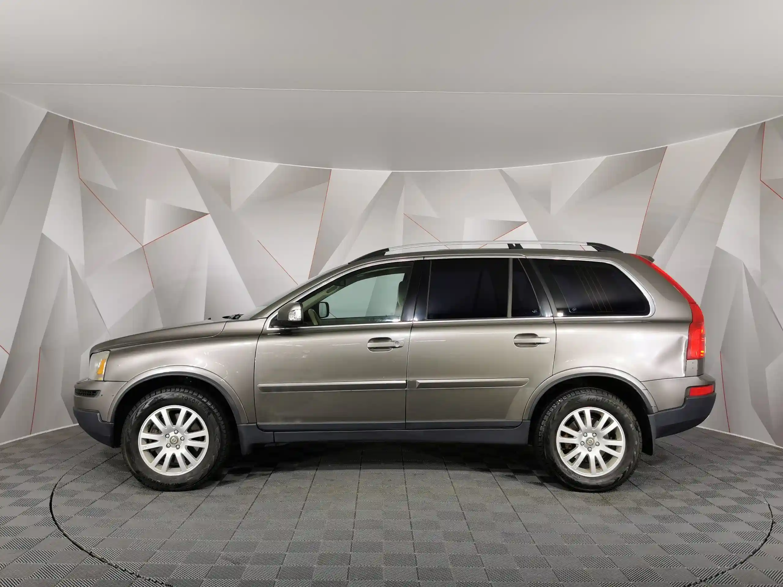 Volvo XC90 2011