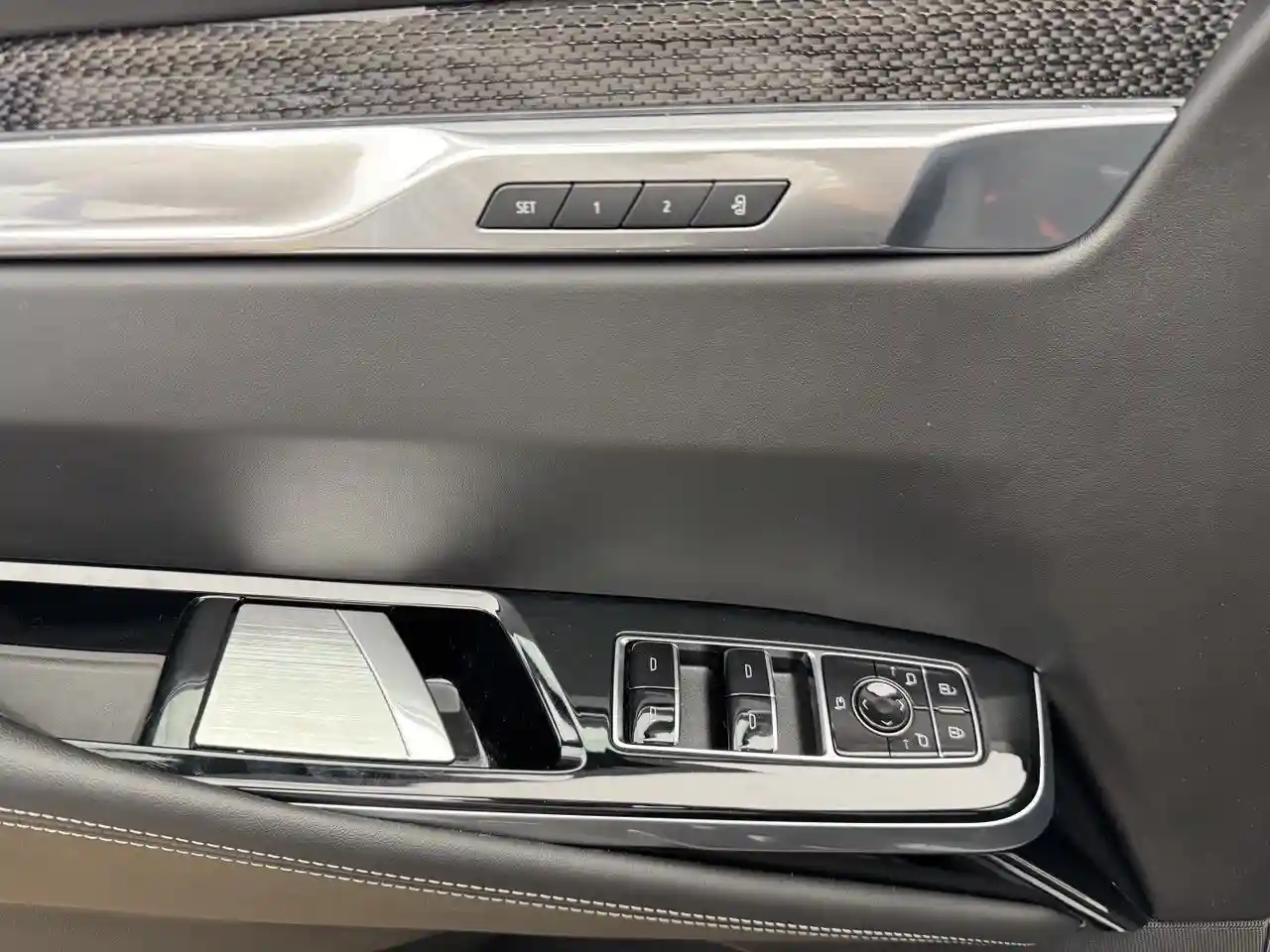Cadillac Escalade 2025