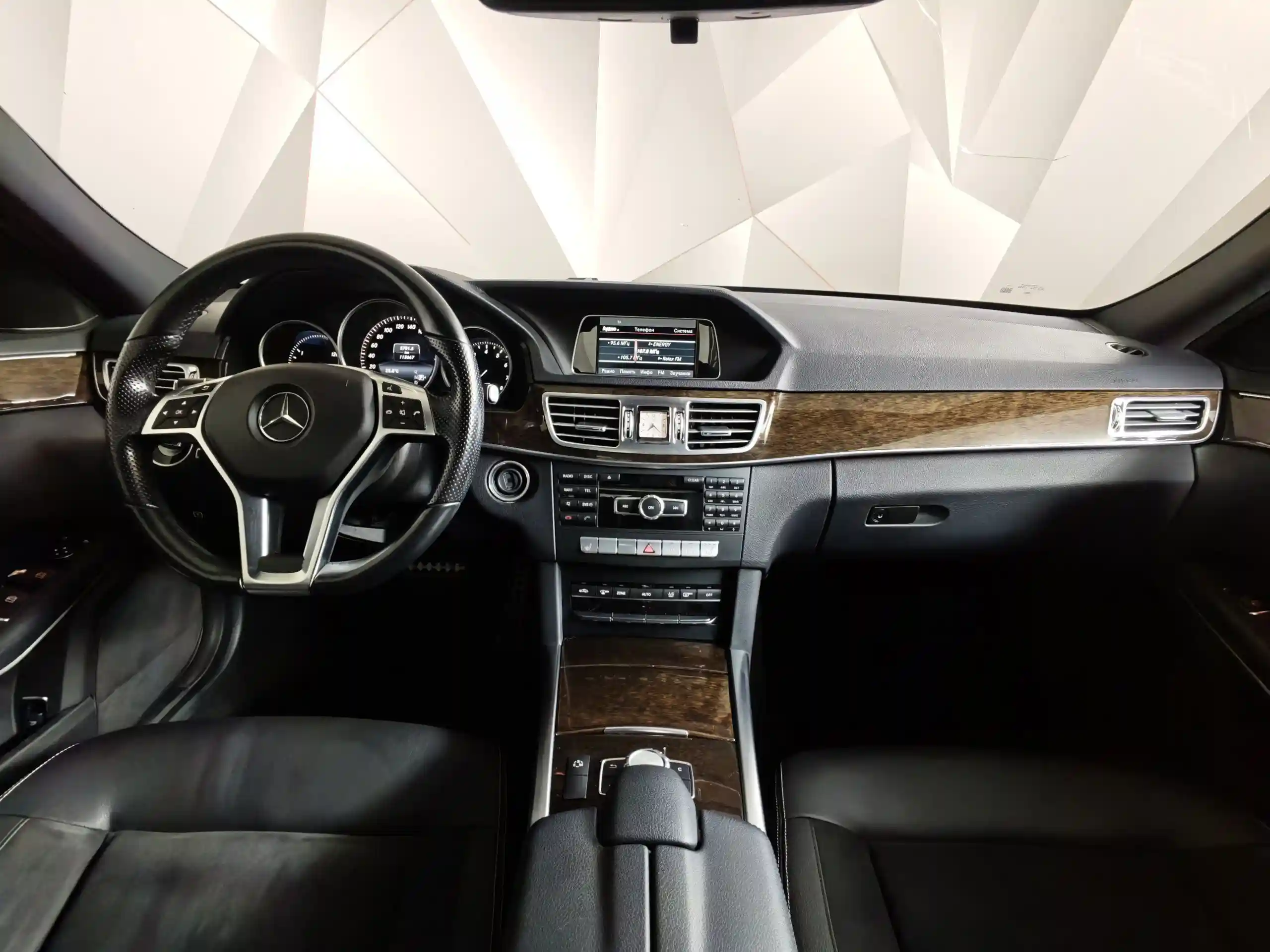 Mercedes-Benz E-Класс 2015