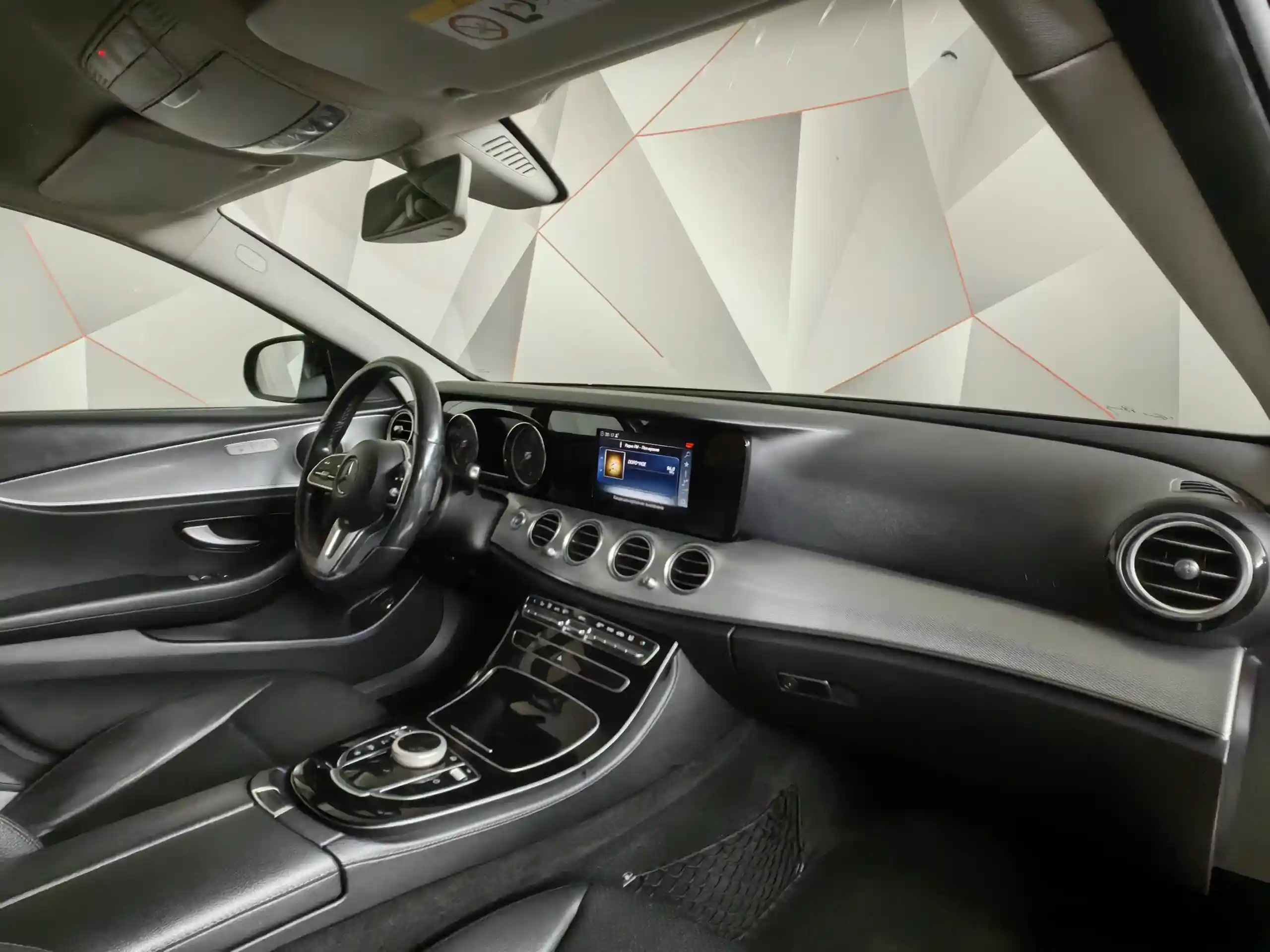 Mercedes-Benz E-Класс 2020